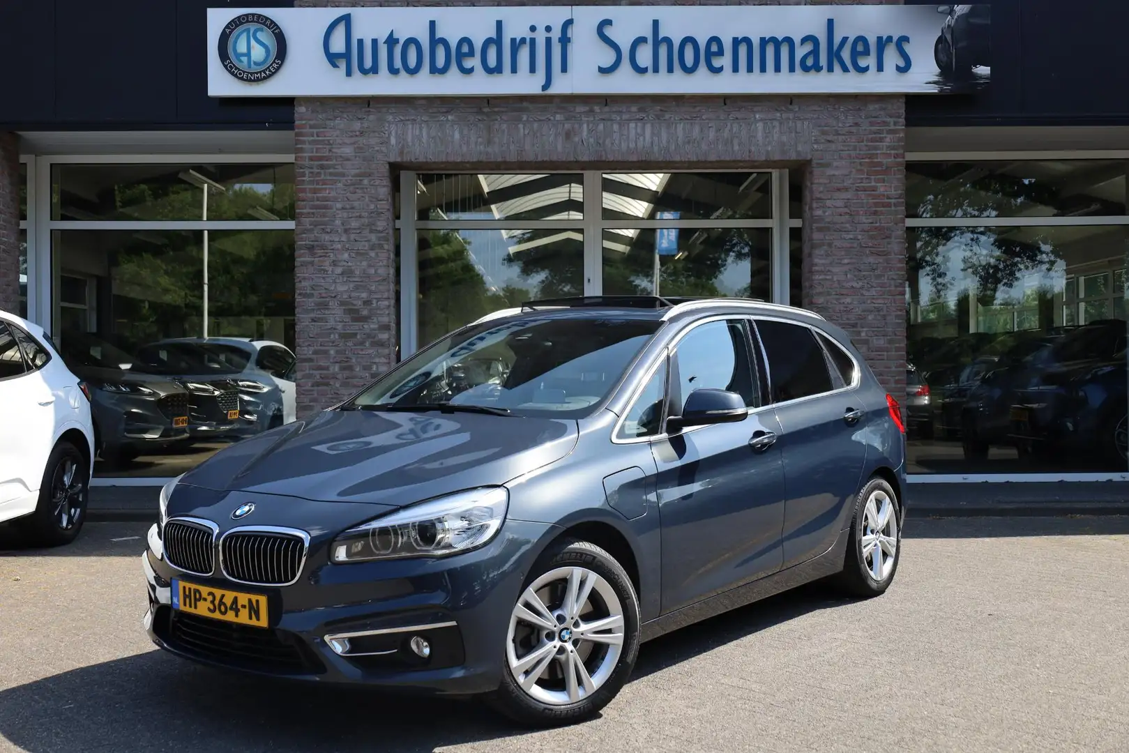 BMW 225 2-serie Active Tourer 225xe Centennial High Execut Grijs - 1