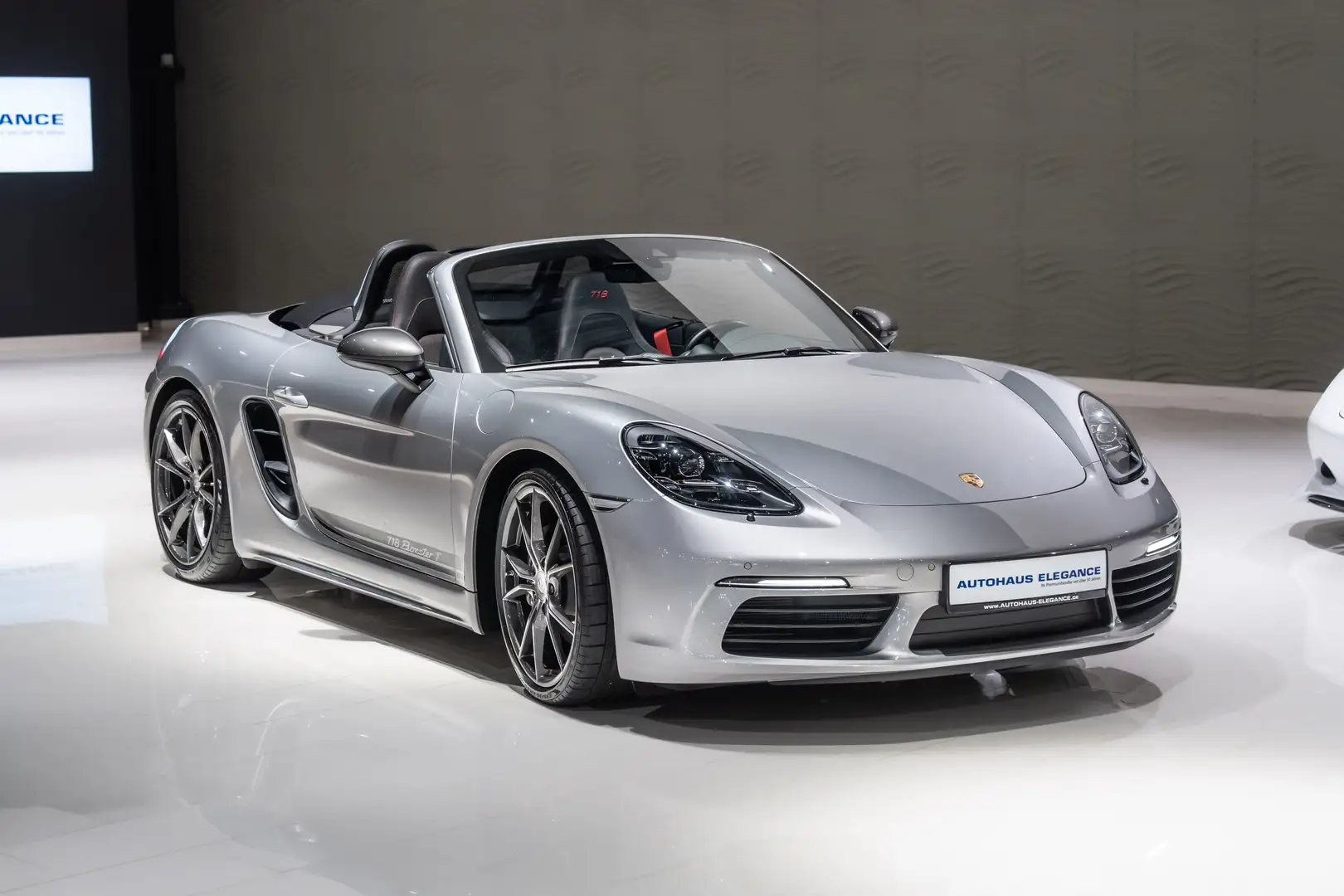 Porsche Boxster *SPORT-CHRONO*18-WEGE*SPORTSITZE*BOSE* Grau - 2