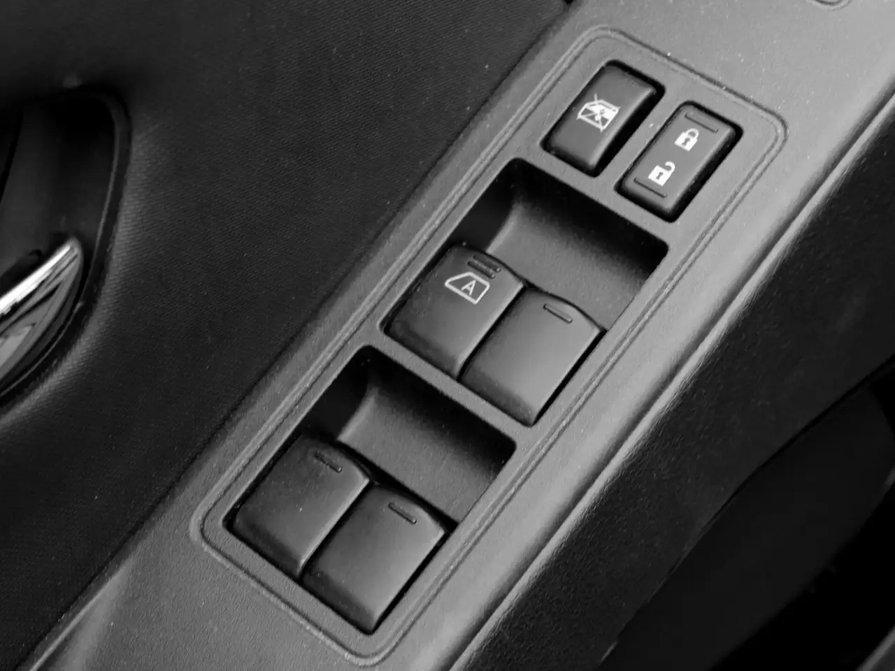 Nissan Frontier снимка Nissan Frontier