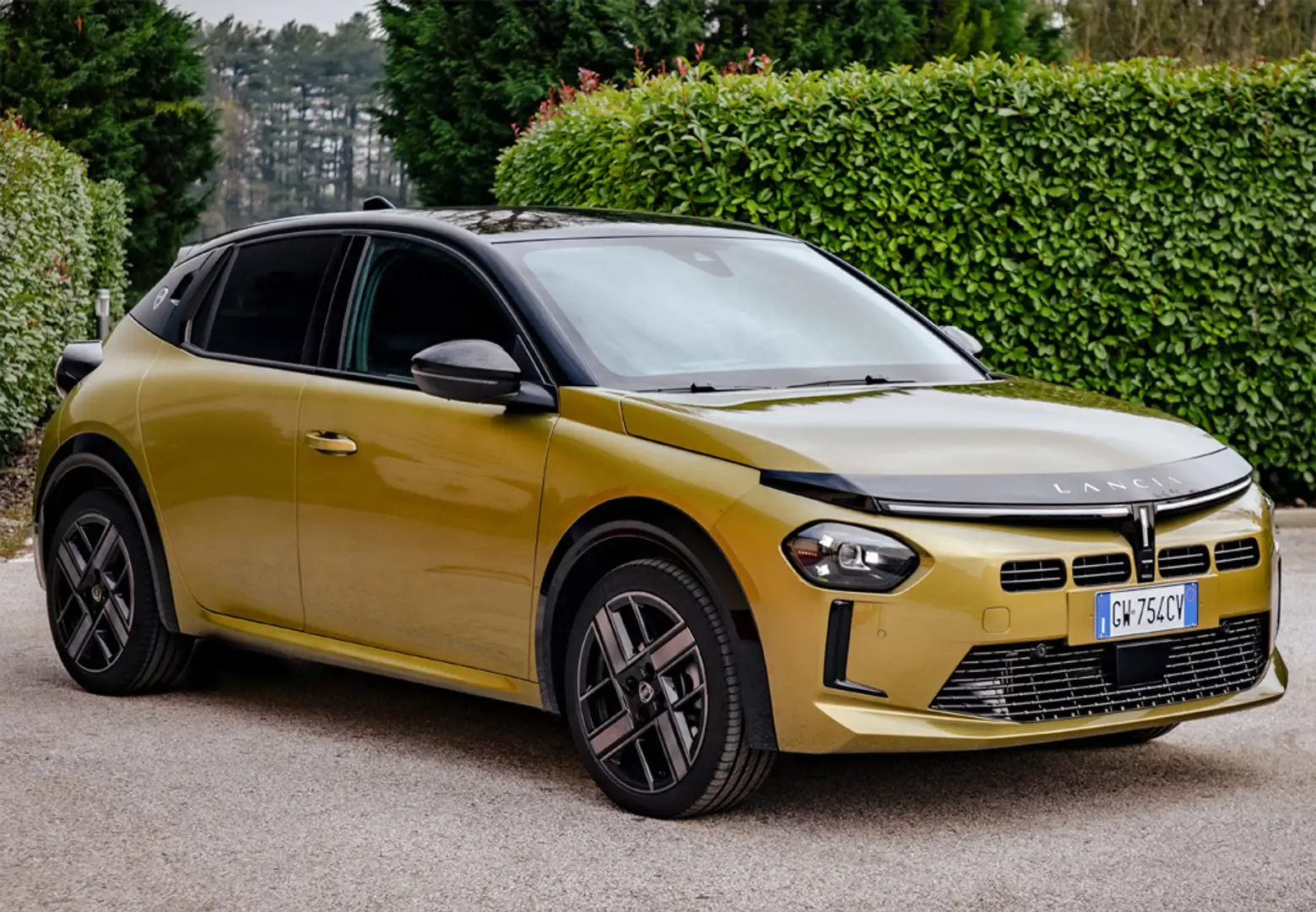 Lancia Ypsilon Ibrida 1.2 LX 100 - 1