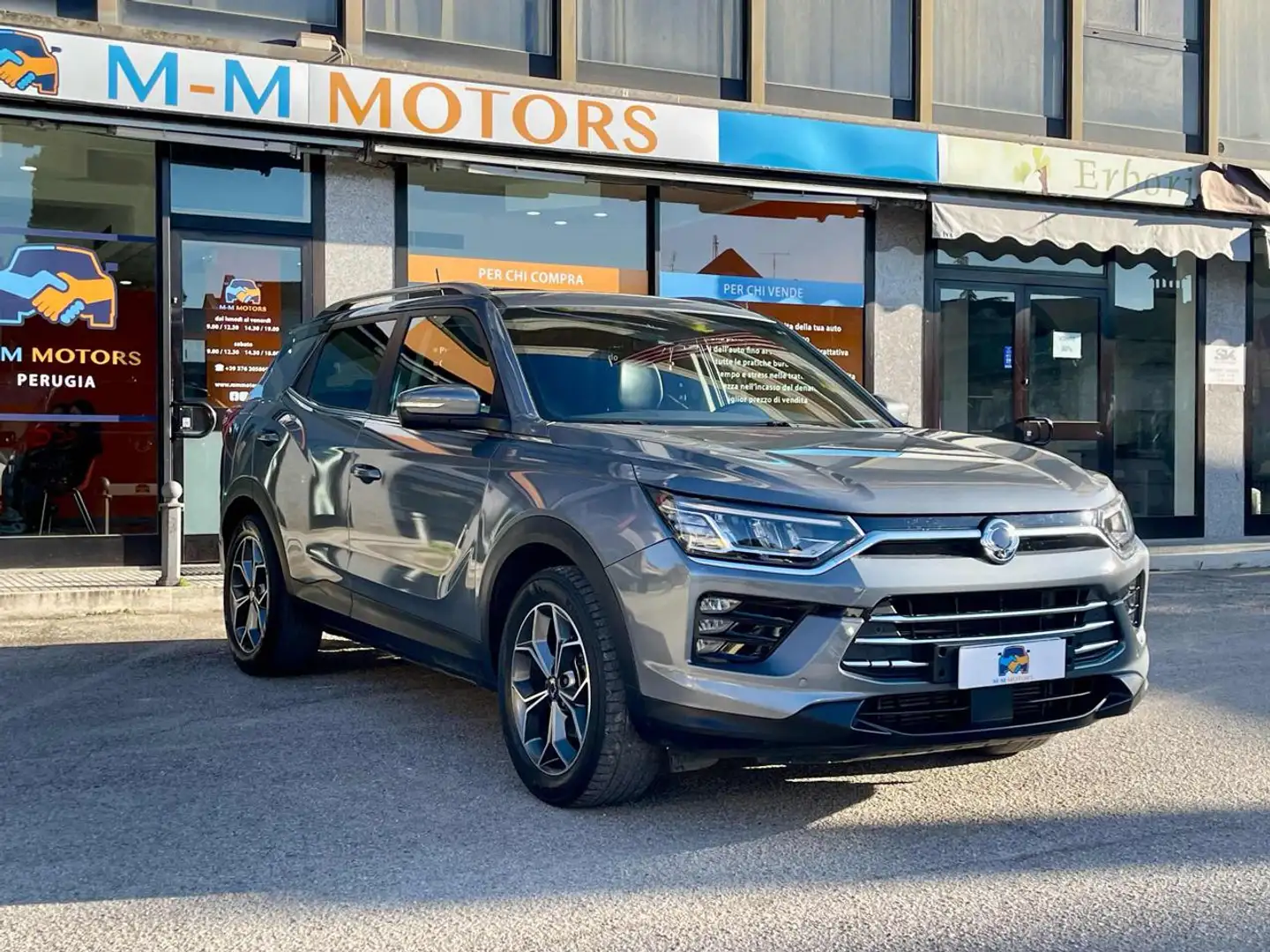 SsangYong Korando 1.6 Diesel 2WD aut. Icon Grigio - 2