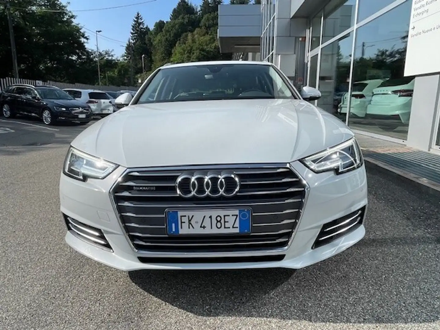 Audi A4 Avant 2.0 TDI 190 CV quattro Sport Bianco - 2