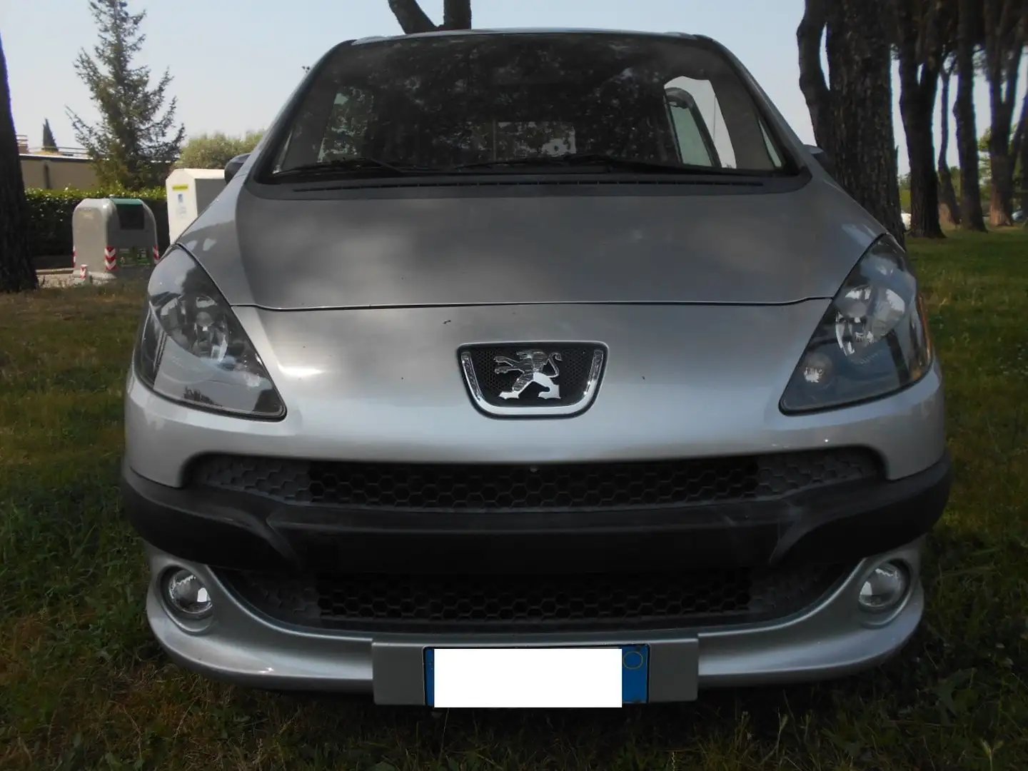 Peugeot 1007 1007 1.6 hdi Sporty fap Gris - 1