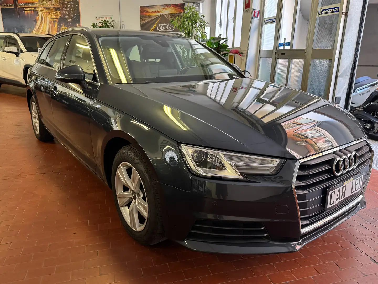 Audi A4 A4 Avant 35 2.0 tdi 150cv s-tronic Grigio - 2