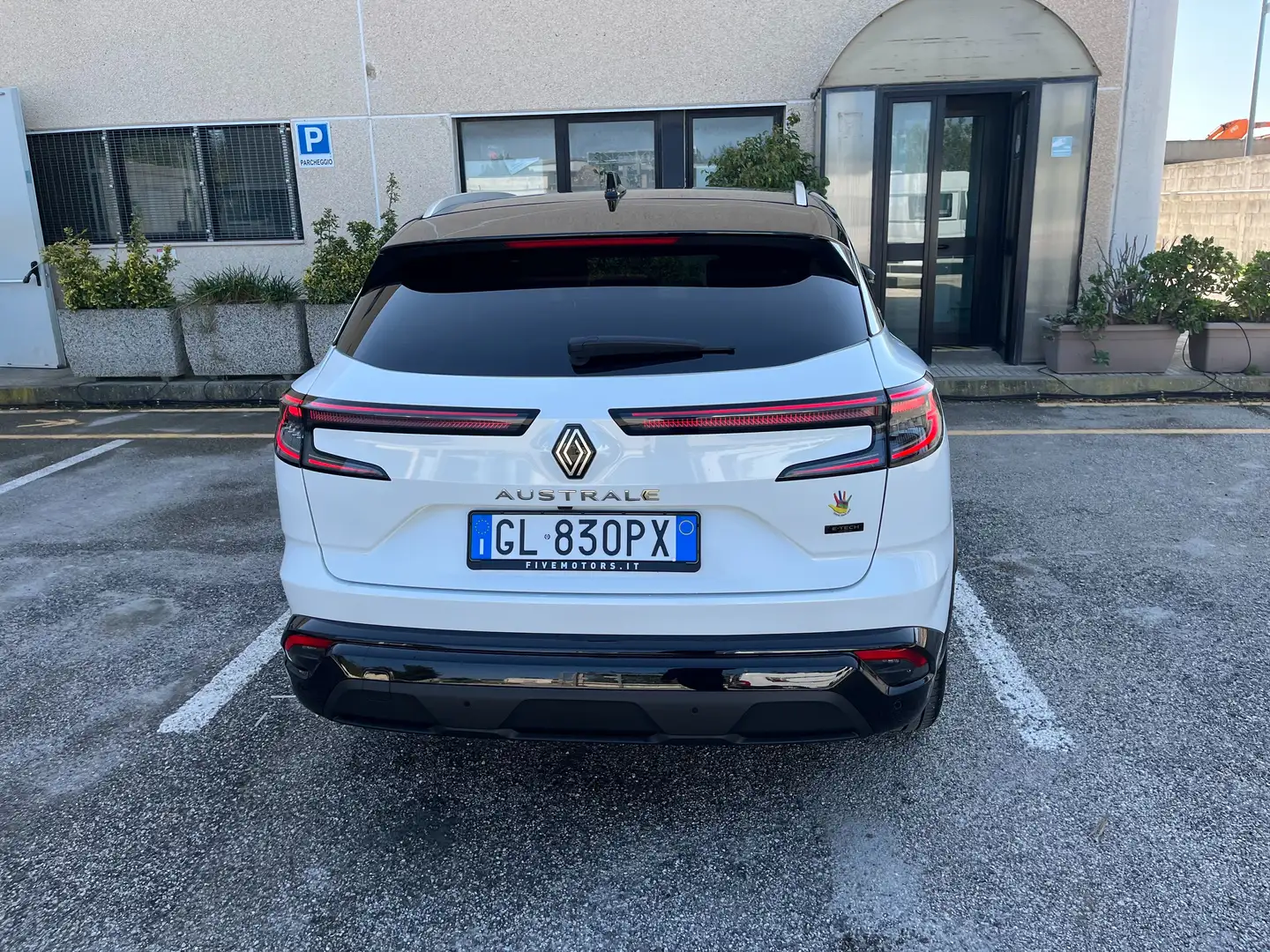 Renault Austral Austral 1.2 E-Tech full hybrid Iconic 200cv auto Bianco - 2