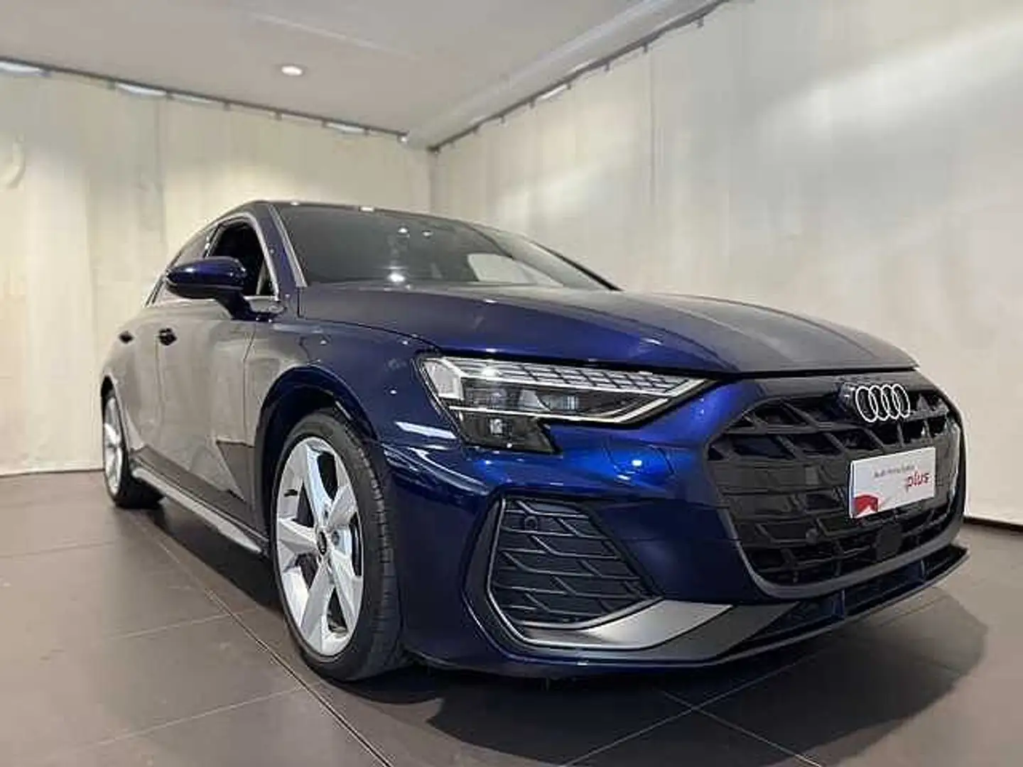 Audi A3 4ª serie SPB 35 TDI S tronic S line edition Blu/Azzurro - 1