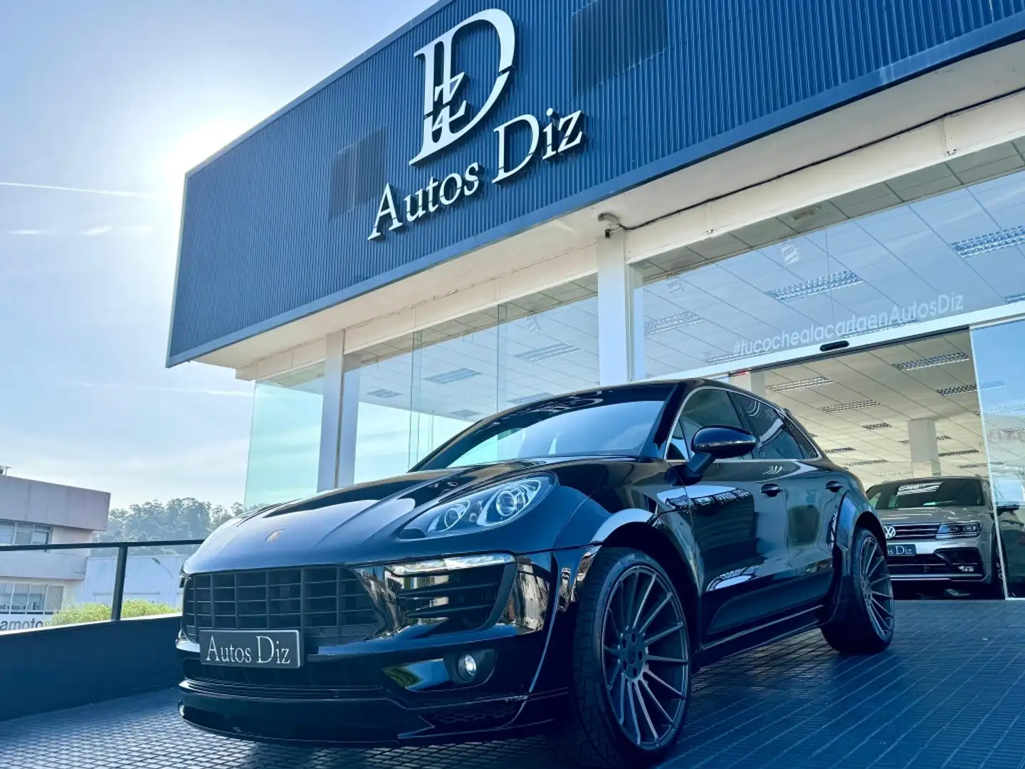 Porsche Macan S Aut. Schwarz - 1