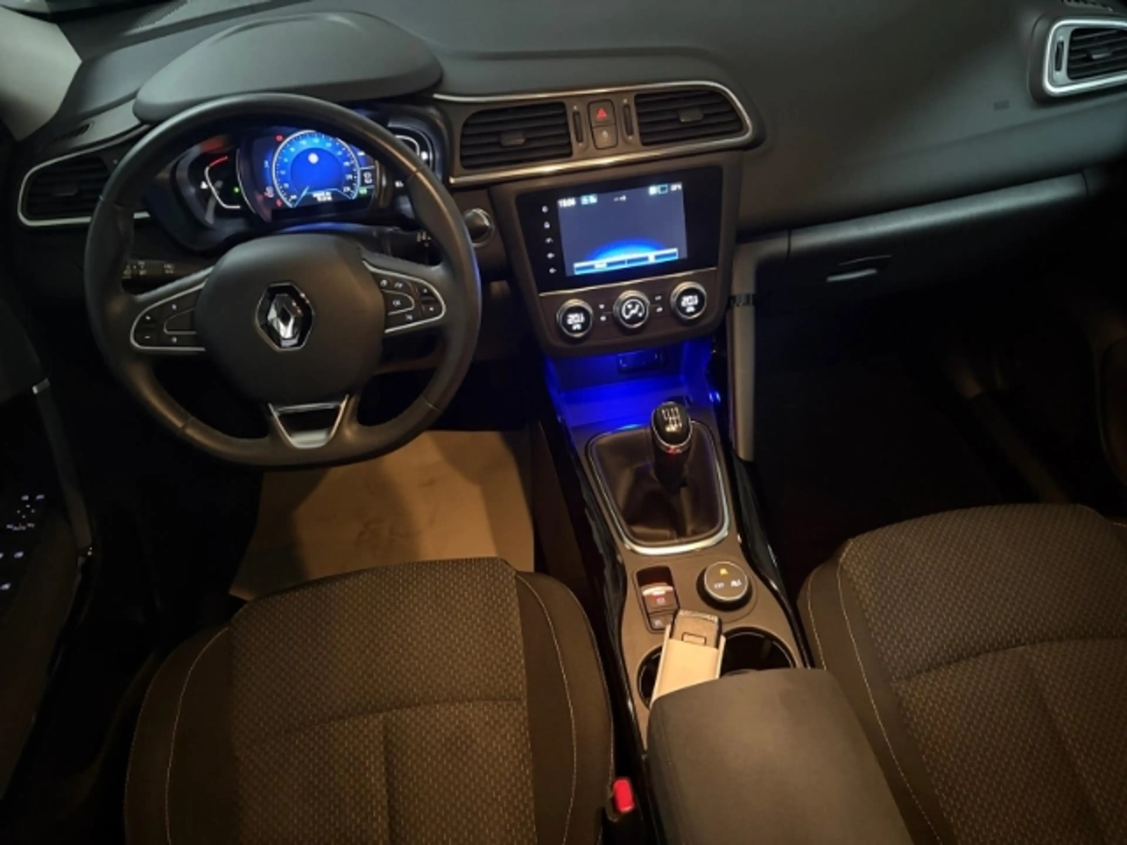 Renault Kadjar 1.3 TCe 140 Business Edition B Tempomat+Apple CarP — photo 11