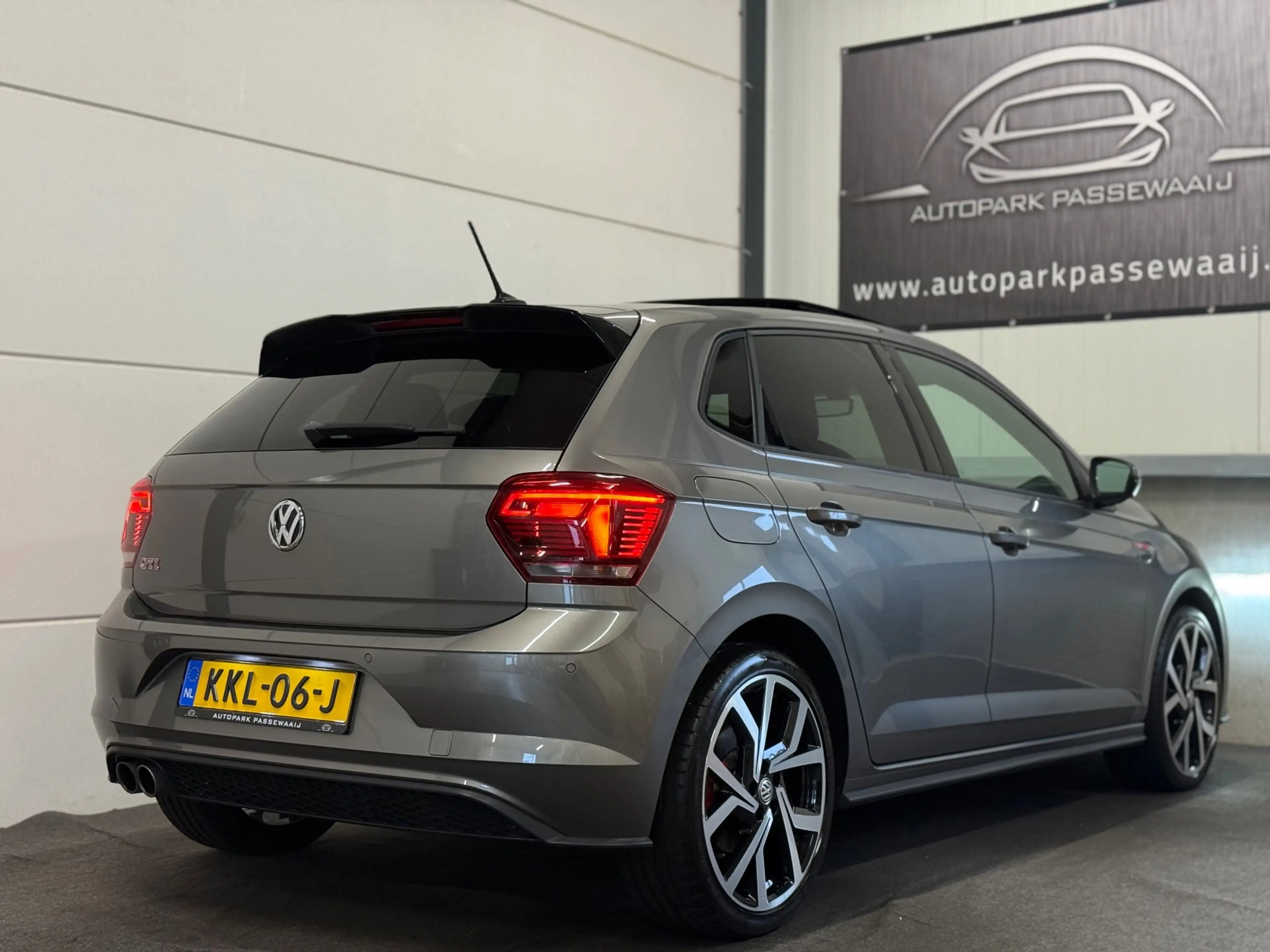 Volkswagen Polo GTI 2.0 TSI Pano, ACC, Virtual Cockpit, Apple Carplay, — photo 6