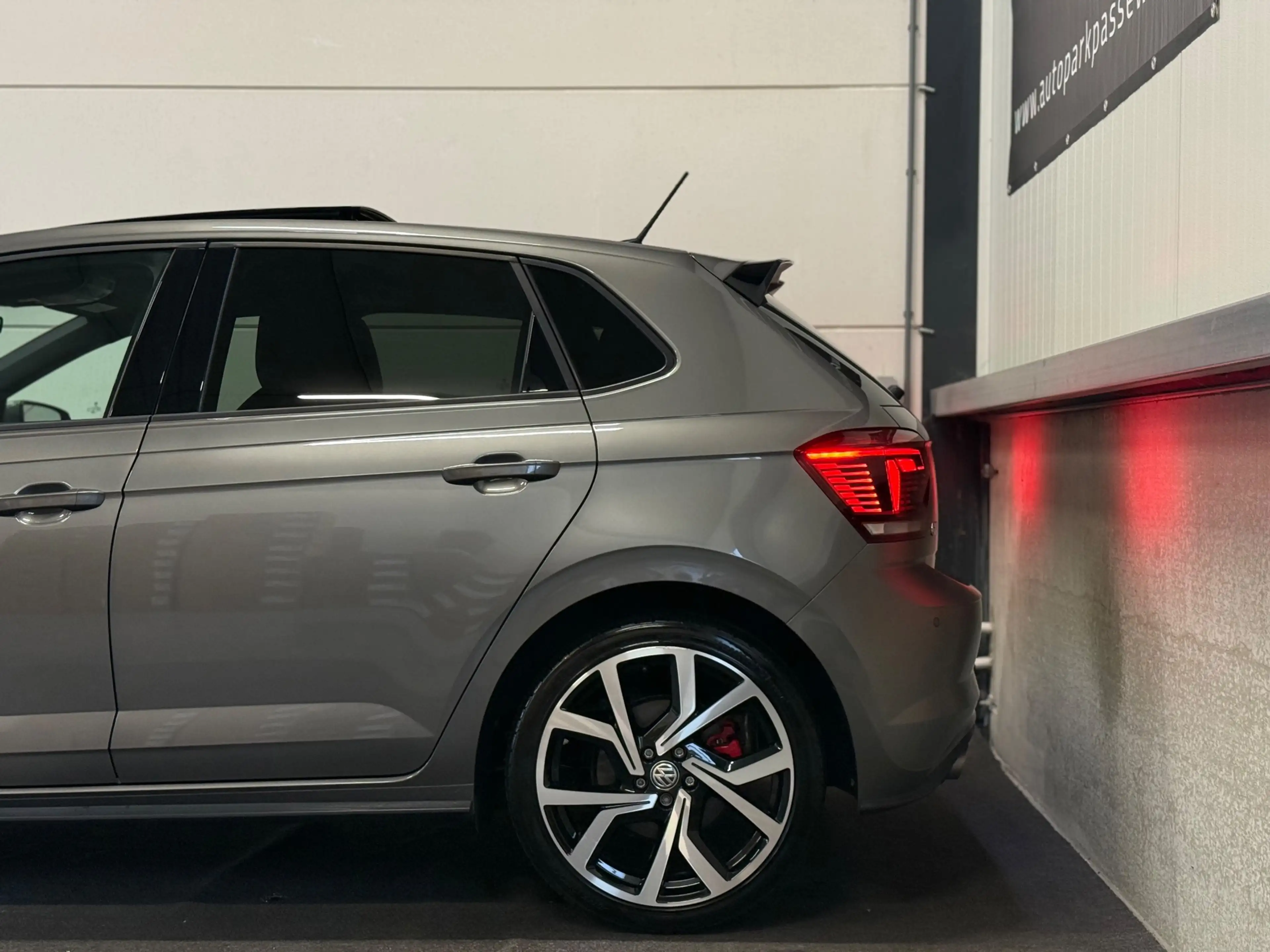 Volkswagen Polo GTI 2.0 TSI Pano, ACC, Virtual Cockpit, Apple Carplay, — photo 5