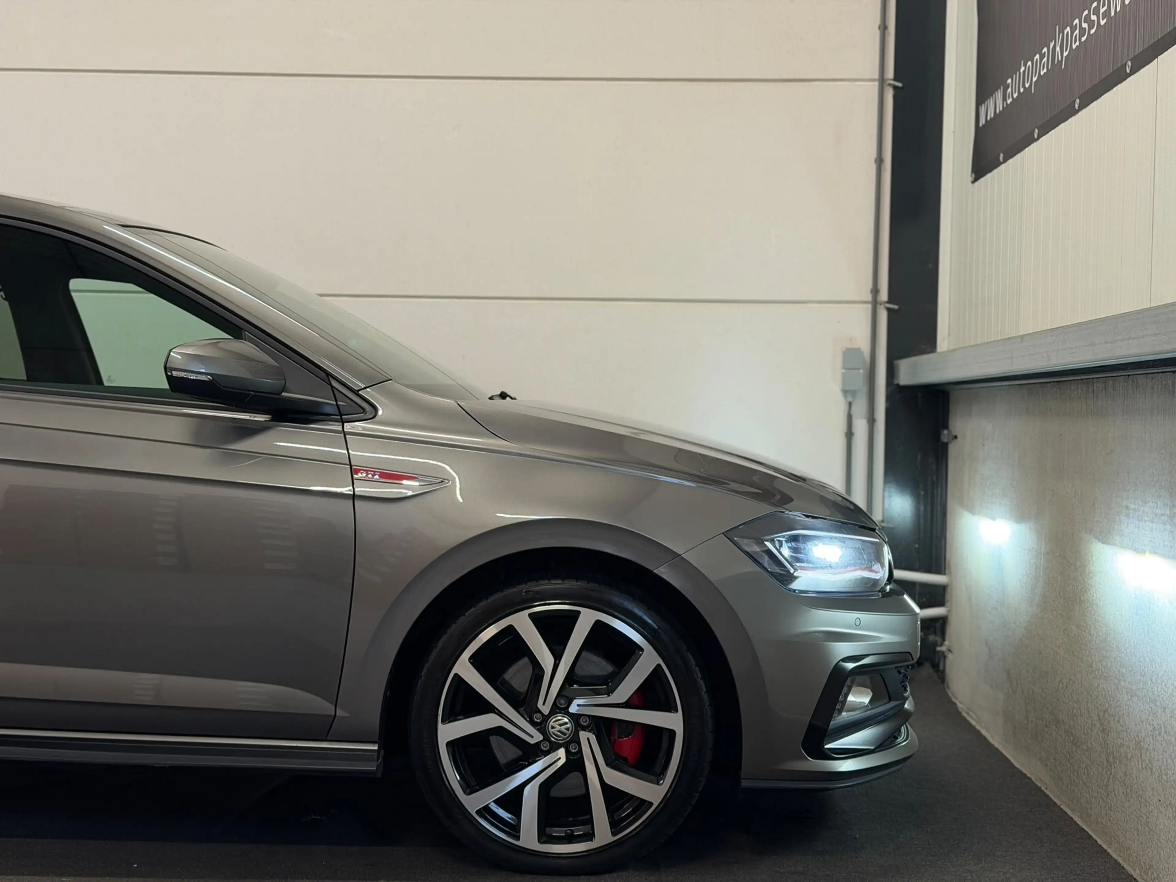 Volkswagen Polo GTI 2.0 TSI Pano, ACC, Virtual Cockpit, Apple Carplay, — photo 10