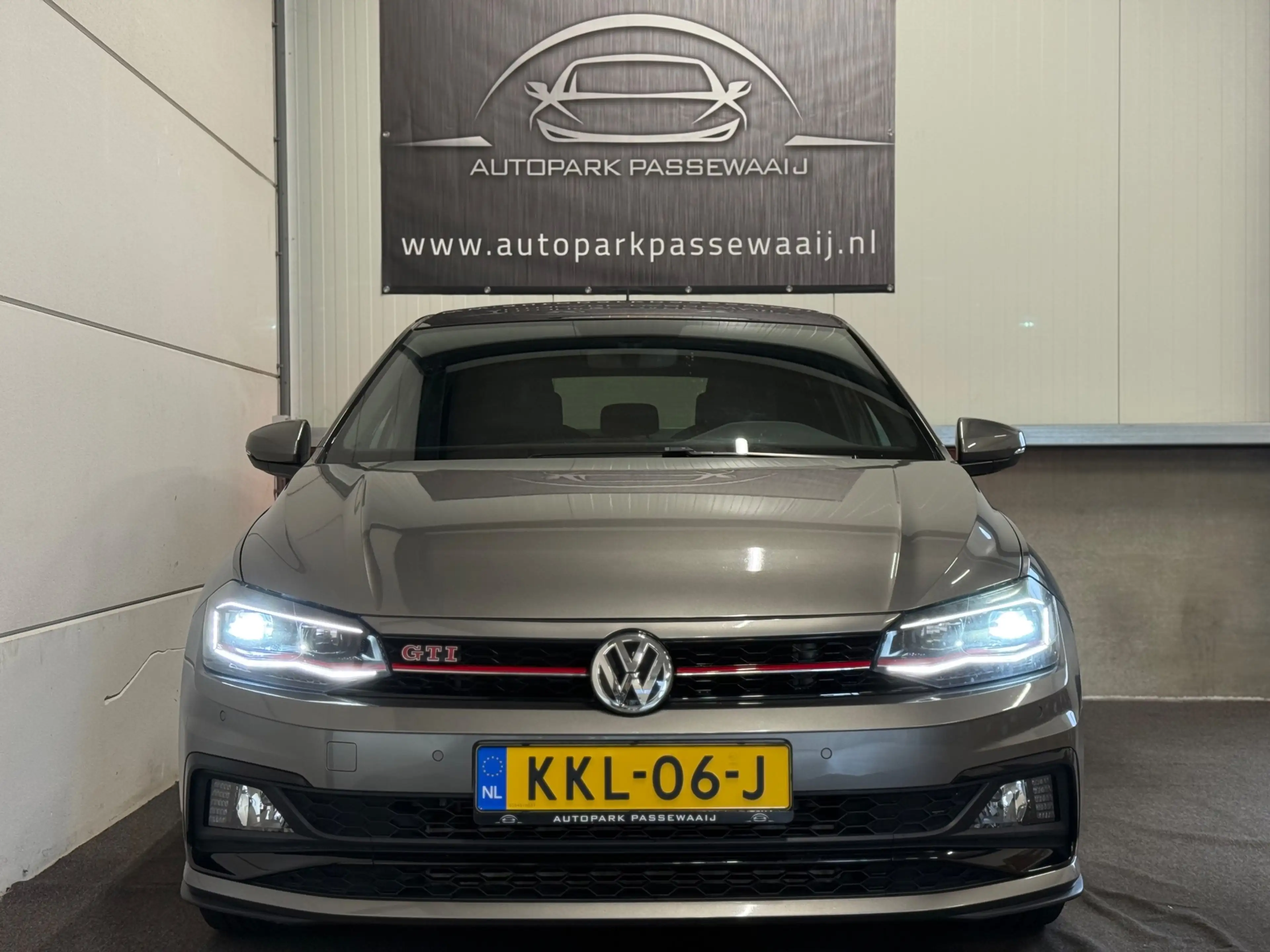 Volkswagen Polo GTI 2.0 TSI Pano, ACC, Virtual Cockpit, Apple Carplay, — photo 2