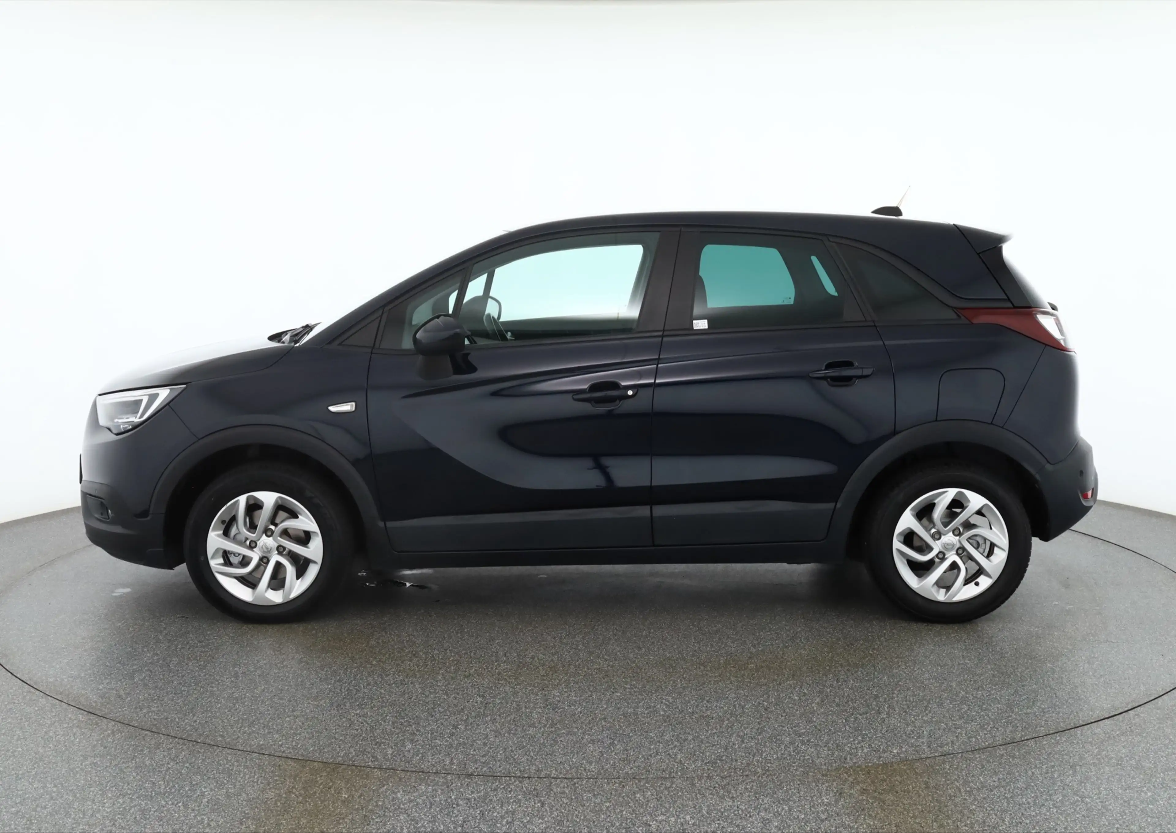 Opel Crossland 1.2 Edition LED Navi AHK Sitzheizung — photo 2