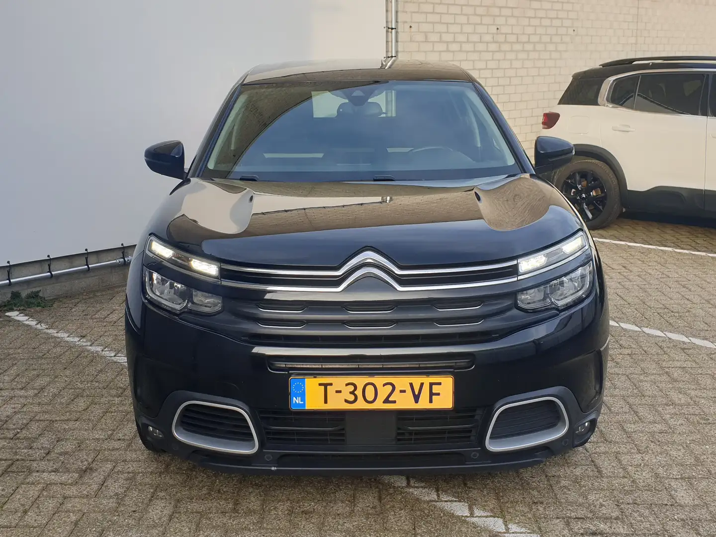Citroen C5 Aircross 1.2 PureTech C-Series | Achterstoelen drie | Achte Negro - 2