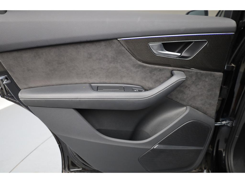 Audi SQ7 4.0 TDI quattro 7S AHK StdHzg Mem Matrix 22 — photo 15
