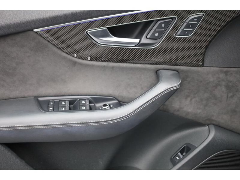 Audi SQ7 4.0 TDI quattro 7S AHK StdHzg Mem Matrix 22 — photo 11