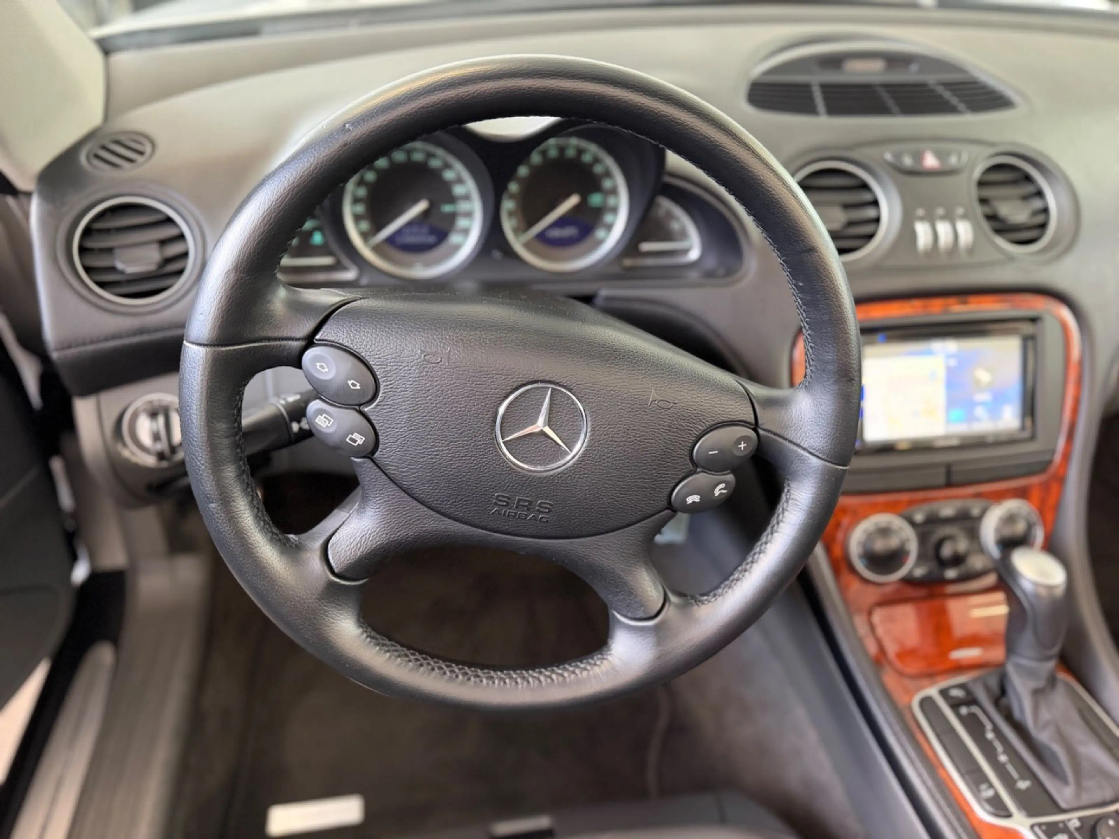 Mercedes-Benz SL 500 Klasse Zustand nur 24.TKM! — photo 11