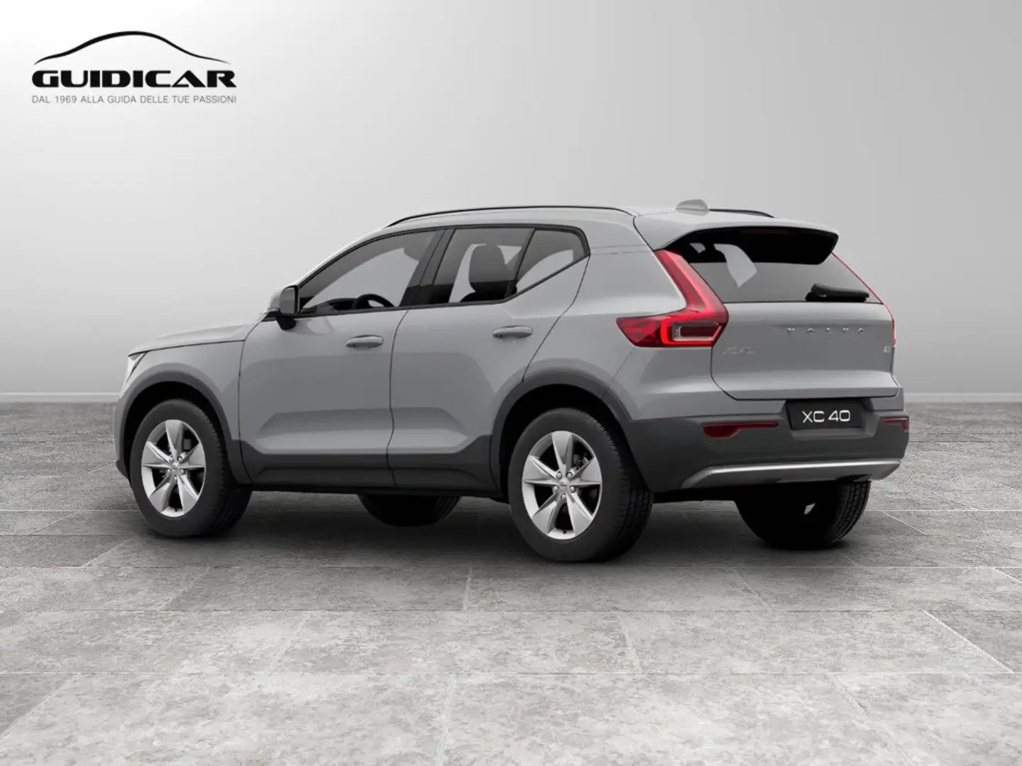 Volvo XC40 CORE B3 AUT Grigio - 2
