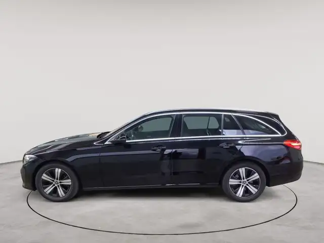 Mercedes-Benz C-Class view 6