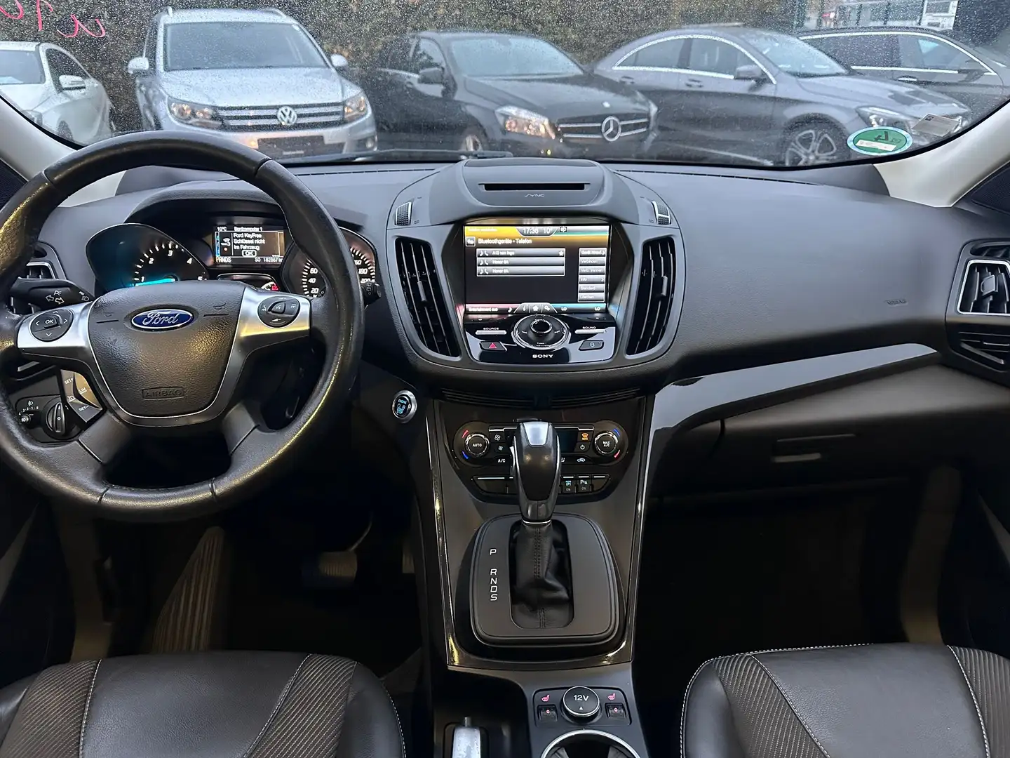 Ford Kuga Titanium+Automatik+Tüv Neu Noir - 2