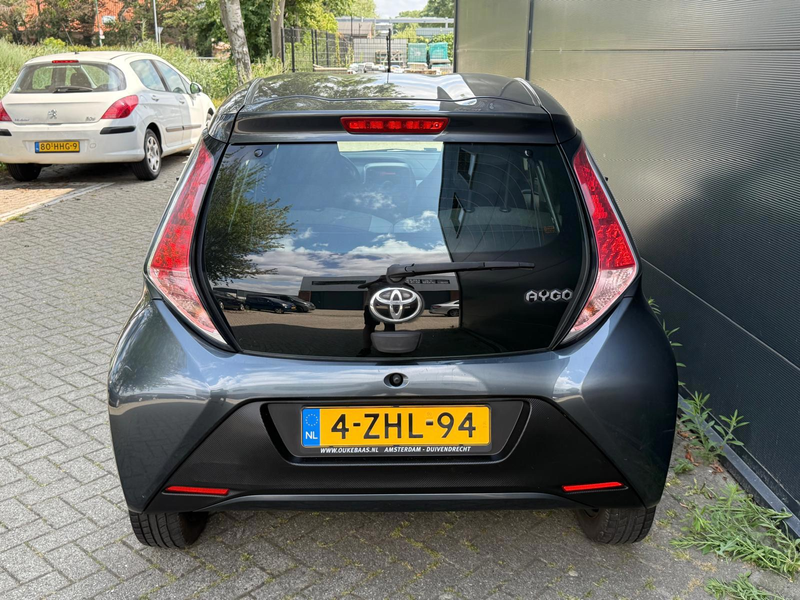 Toyota Aygo 1.0 VVT-i x-play/5D/bleutooth/Cruise — photo 6