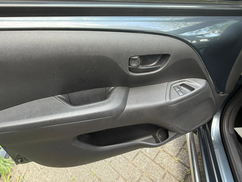 Toyota Aygo 1.0 VVT-i x-play/5D/bleutooth/Cruise — photo 25