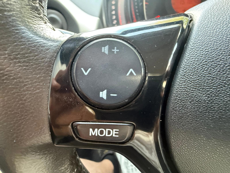 Toyota Aygo 1.0 VVT-i x-play/5D/bleutooth/Cruise — photo 14