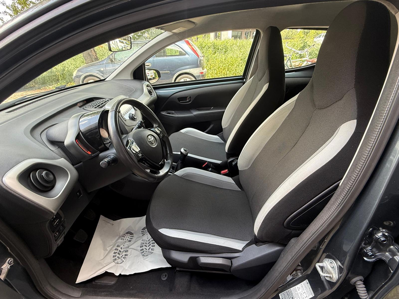 Toyota Aygo 1.0 VVT-i x-play/5D/bleutooth/Cruise — photo 8
