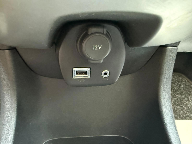 Toyota Aygo 1.0 VVT-i x-play/5D/bleutooth/Cruise — photo 23