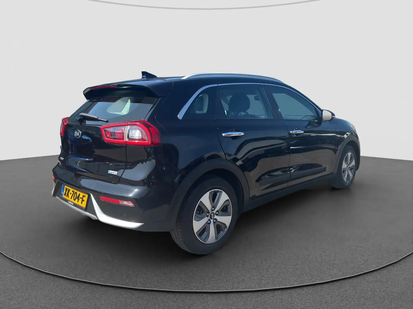 Kia Niro DynamicLine 1.6 GDI Hybrid 141PK DCT6 Zwart - 2