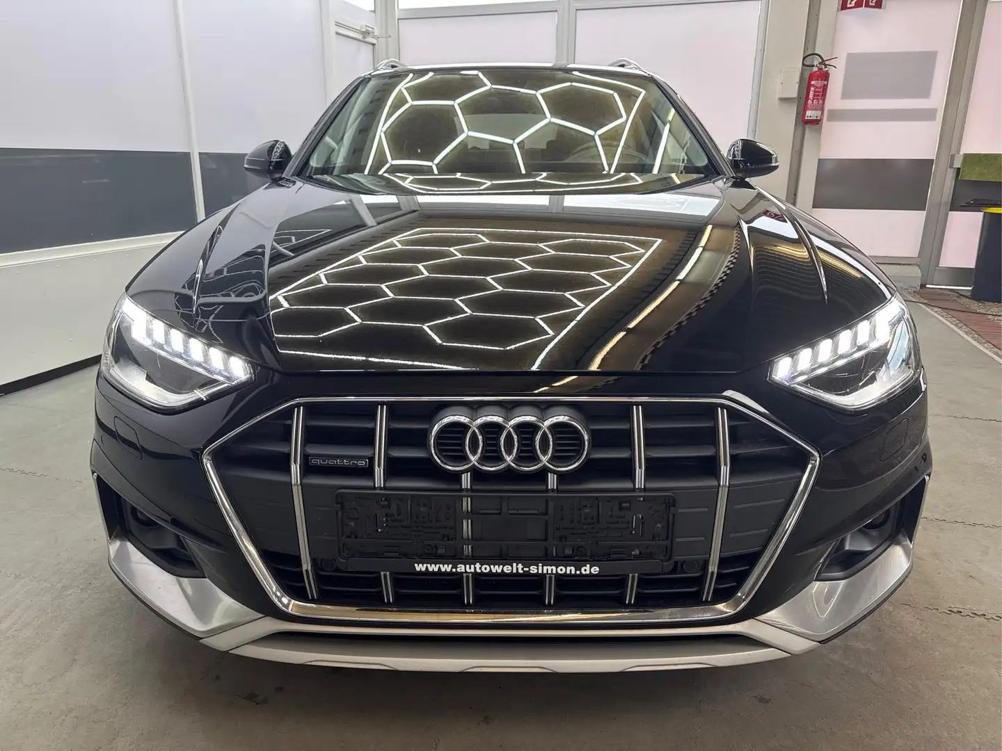 Audi A4 allroad QUATTRO 50 3.0 TDI DSG PANO ACC STANDHEIZUNG NA... Schwarz - 2