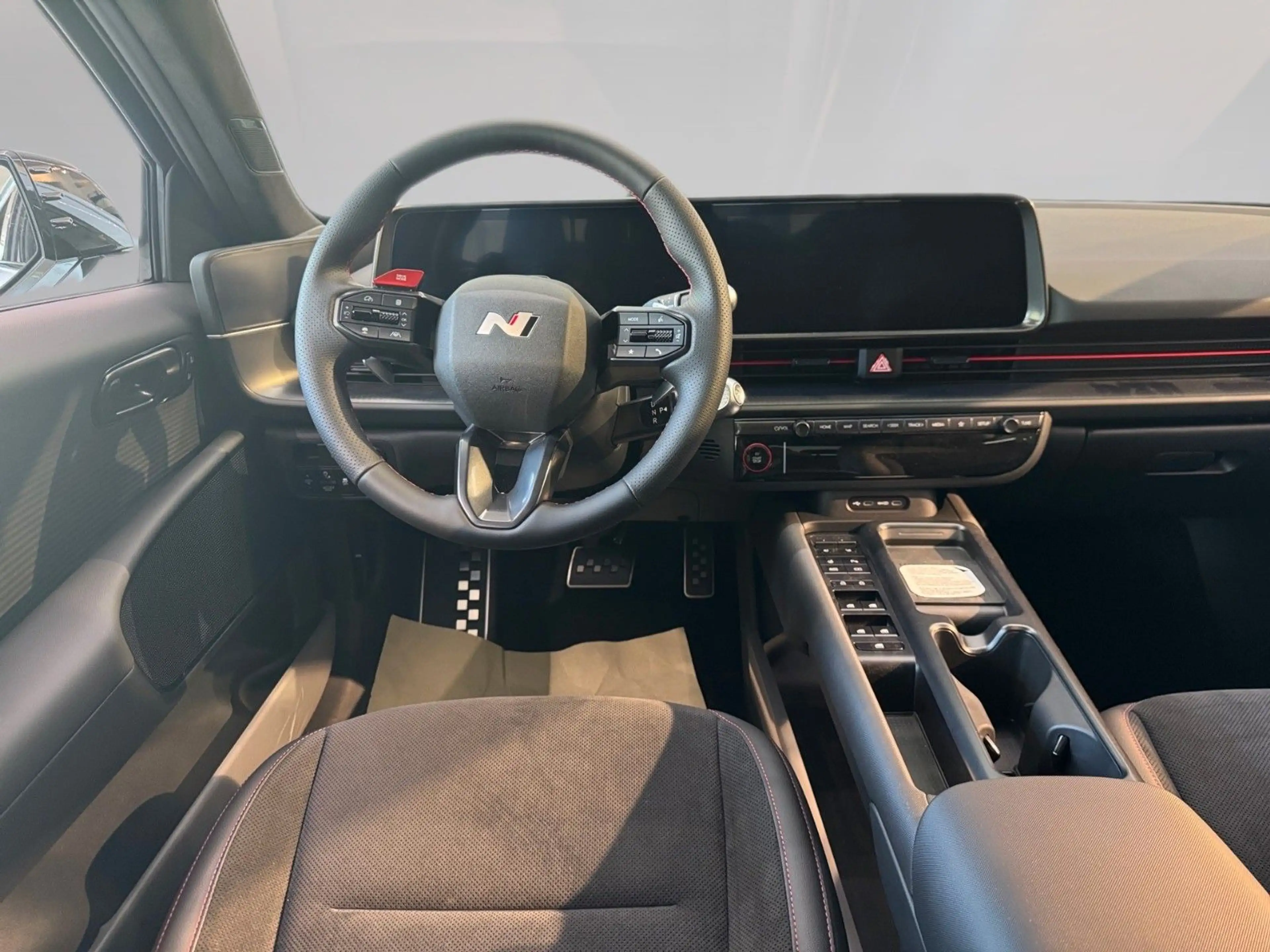 Hyundai IONIQ 6 IONIQ6 N-Line X 4WD f. öff. Dienst und med. Ber. — photo 10