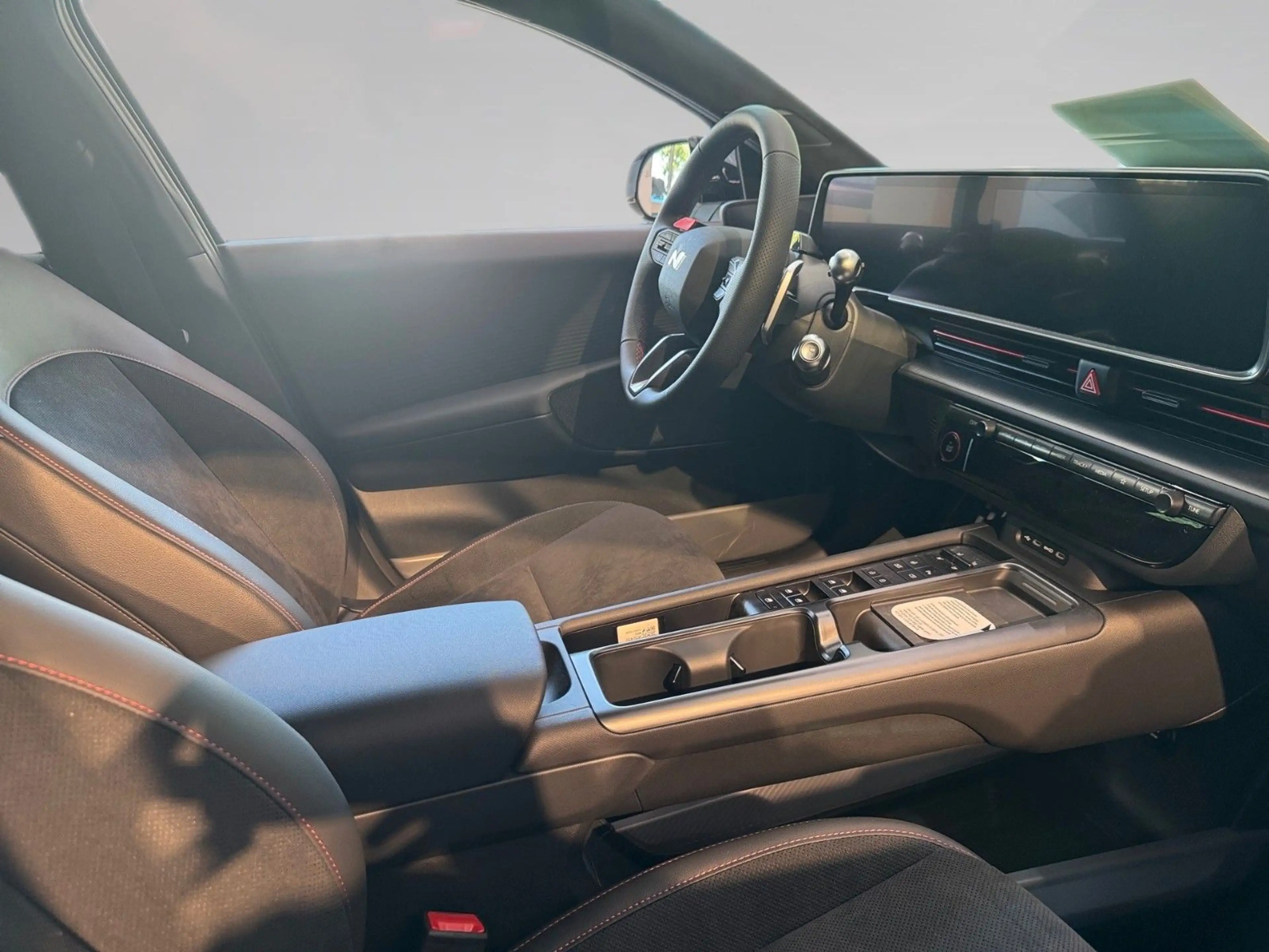 Hyundai IONIQ 6 IONIQ6 N-Line X 4WD f. öff. Dienst und med. Ber. — photo 14