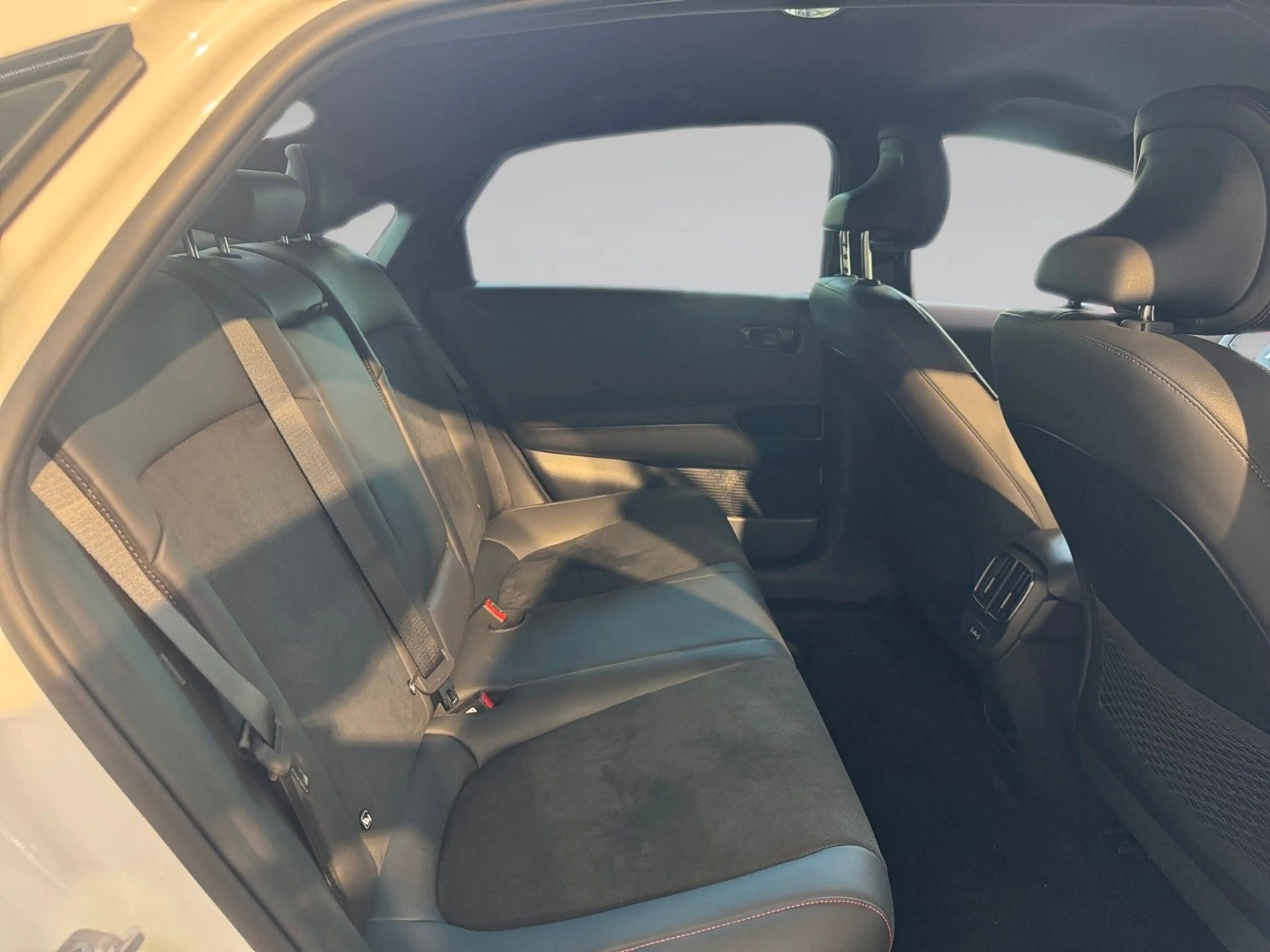 Hyundai IONIQ 6 IONIQ6 N-Line X 4WD f. öff. Dienst und med. Ber. — photo 13