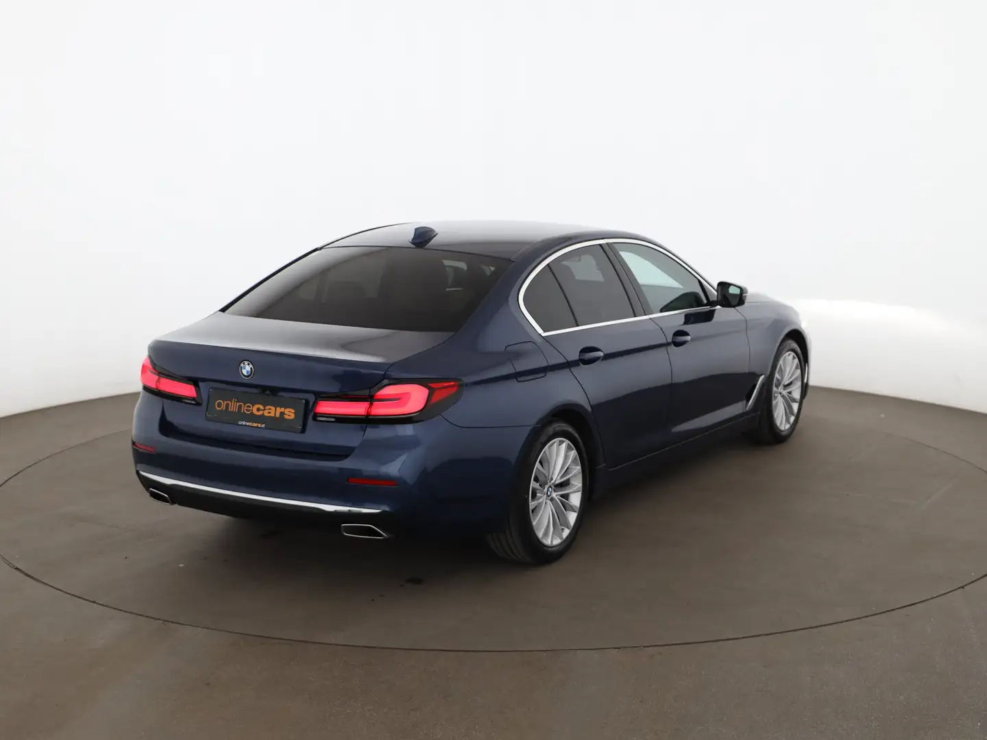 BMW 520 d xDrive Limousine Luxury-Line Aut LED RADAR Blau - 2