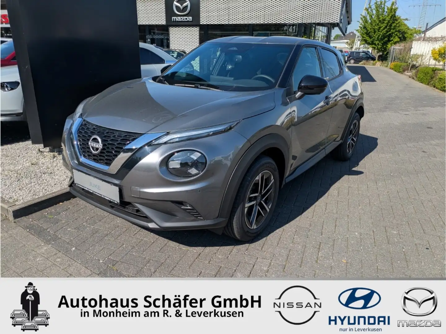 Nissan Juke N-CONNECTA 1.0 DIG-T 114PS 7-DCT Tech-P Winter II Grau - 1