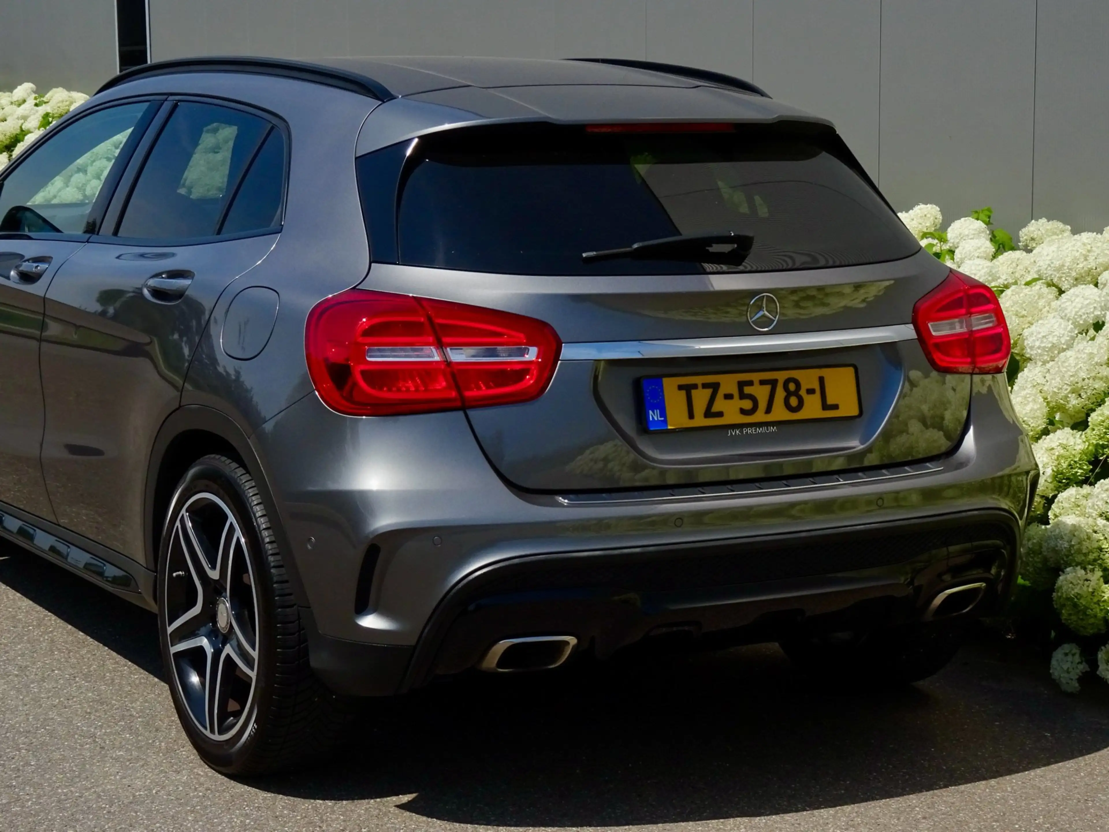 Mercedes-Benz GLA 250 4Matic /// AMG - Edition 1 /// Alcantra/Leer / Dea — photo 4