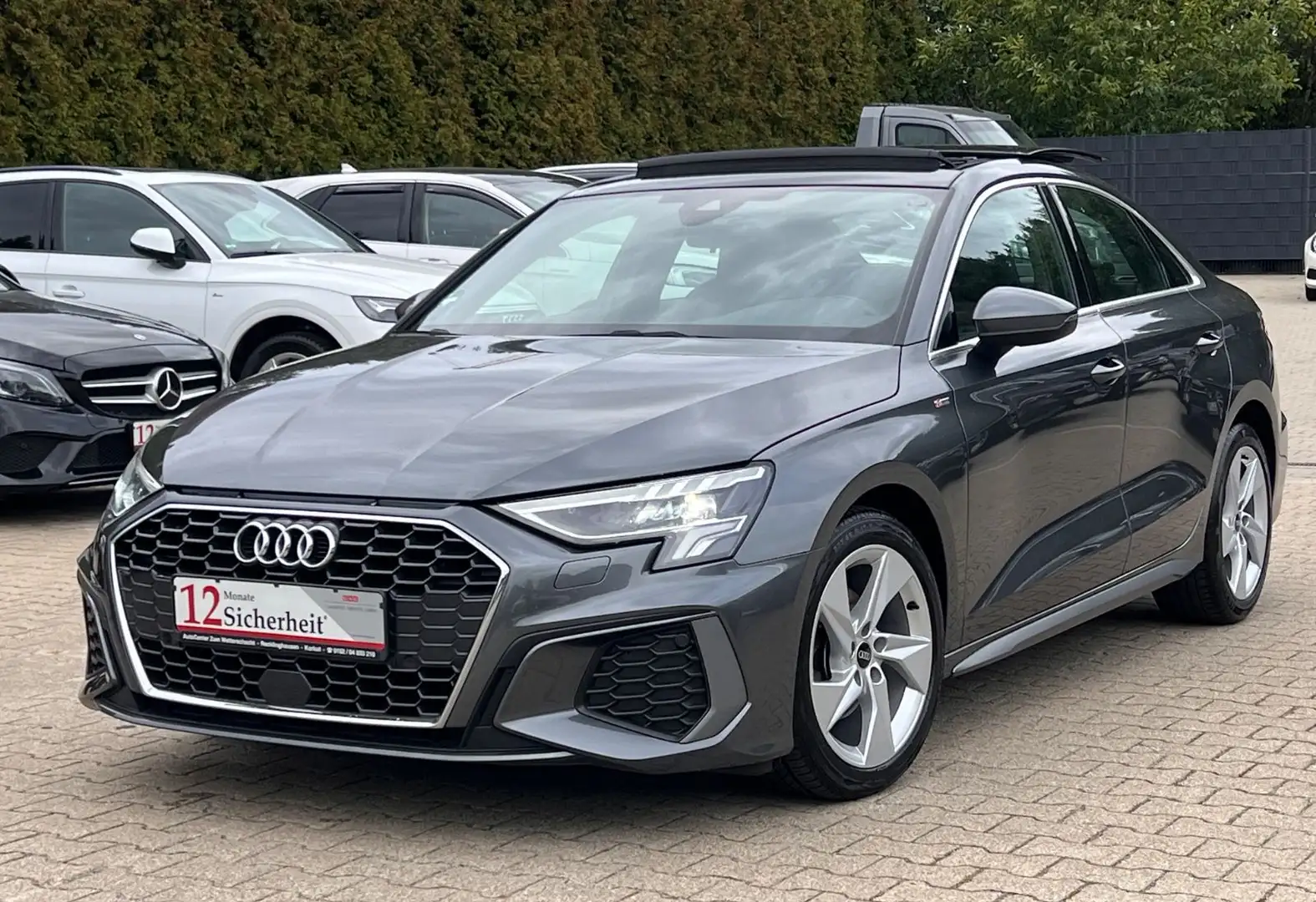 Audi A3 Limousine 30 TDI S line S-TRONIC-PANODACH-LED Grau - 2