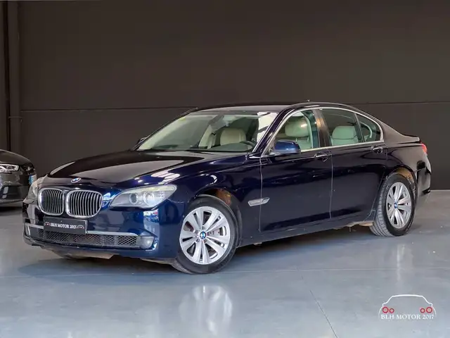 BMW 730 730dA
