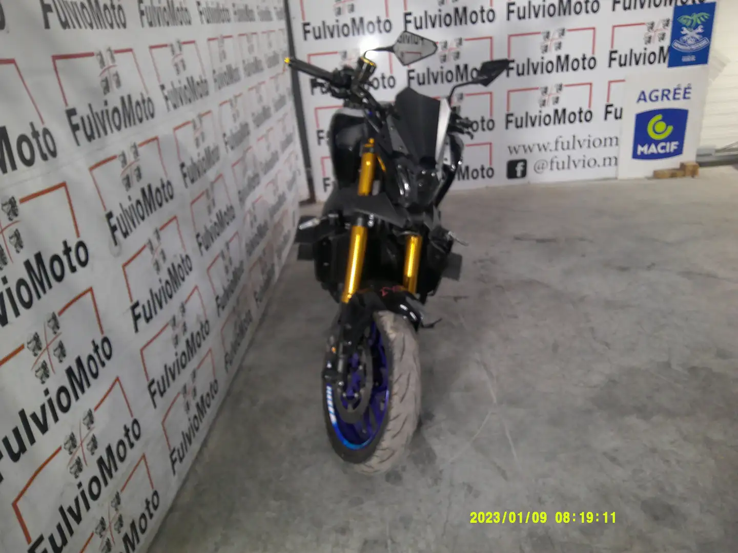 Yamaha MT-09 - 2