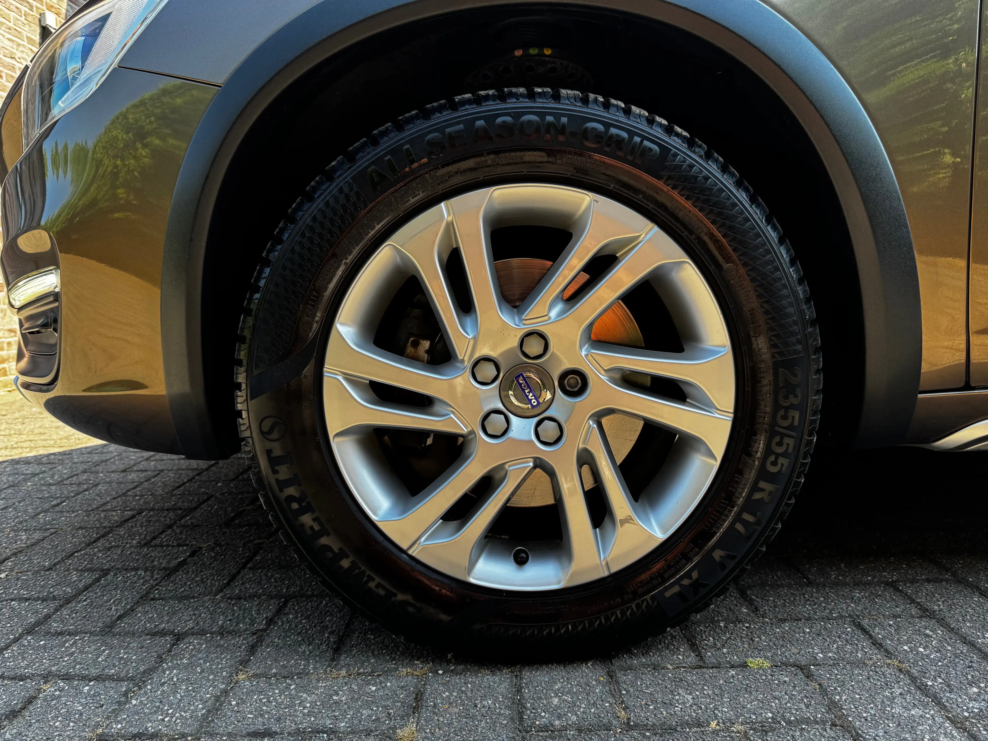 Volvo V60 Cross Country | LED | CRUISE CONTROL | DUAL AUTO A/C | LEDER | NAVI | PDC | — photo 3