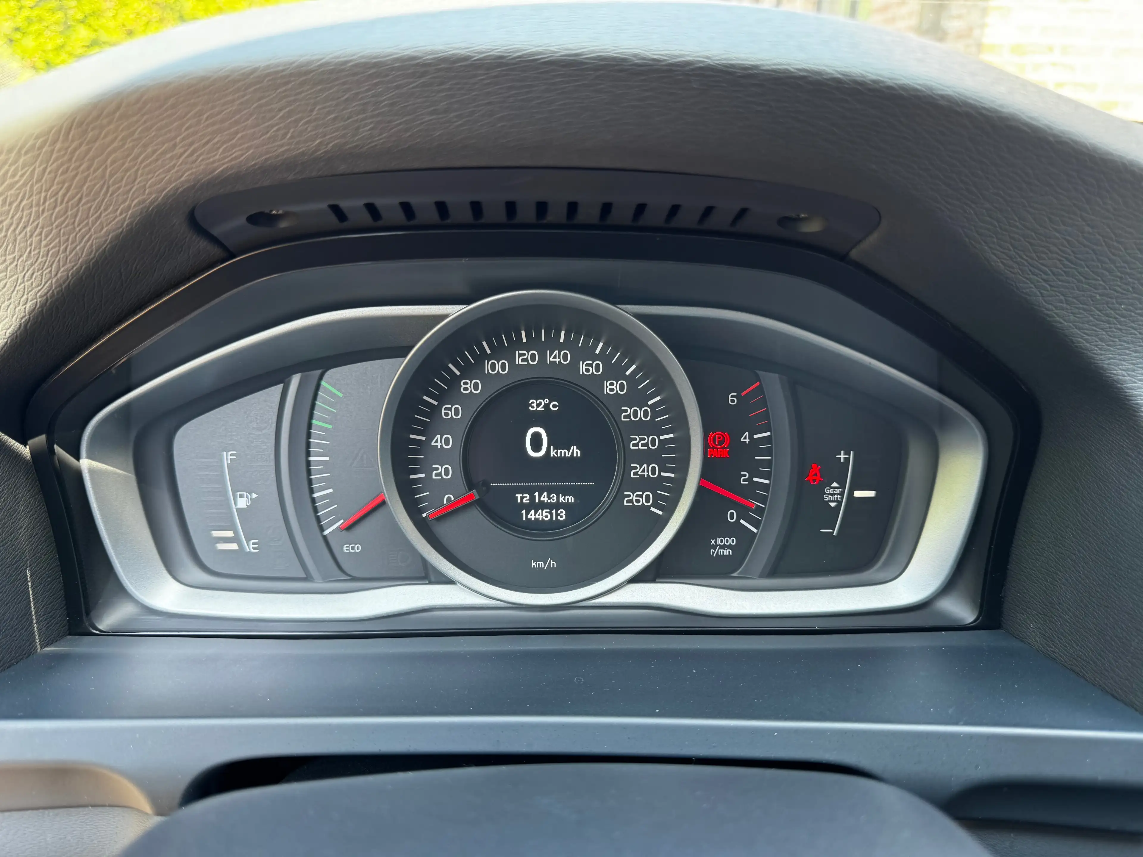 Volvo V60 Cross Country | LED | CRUISE CONTROL | DUAL AUTO A/C | LEDER | NAVI | PDC | — photo 7