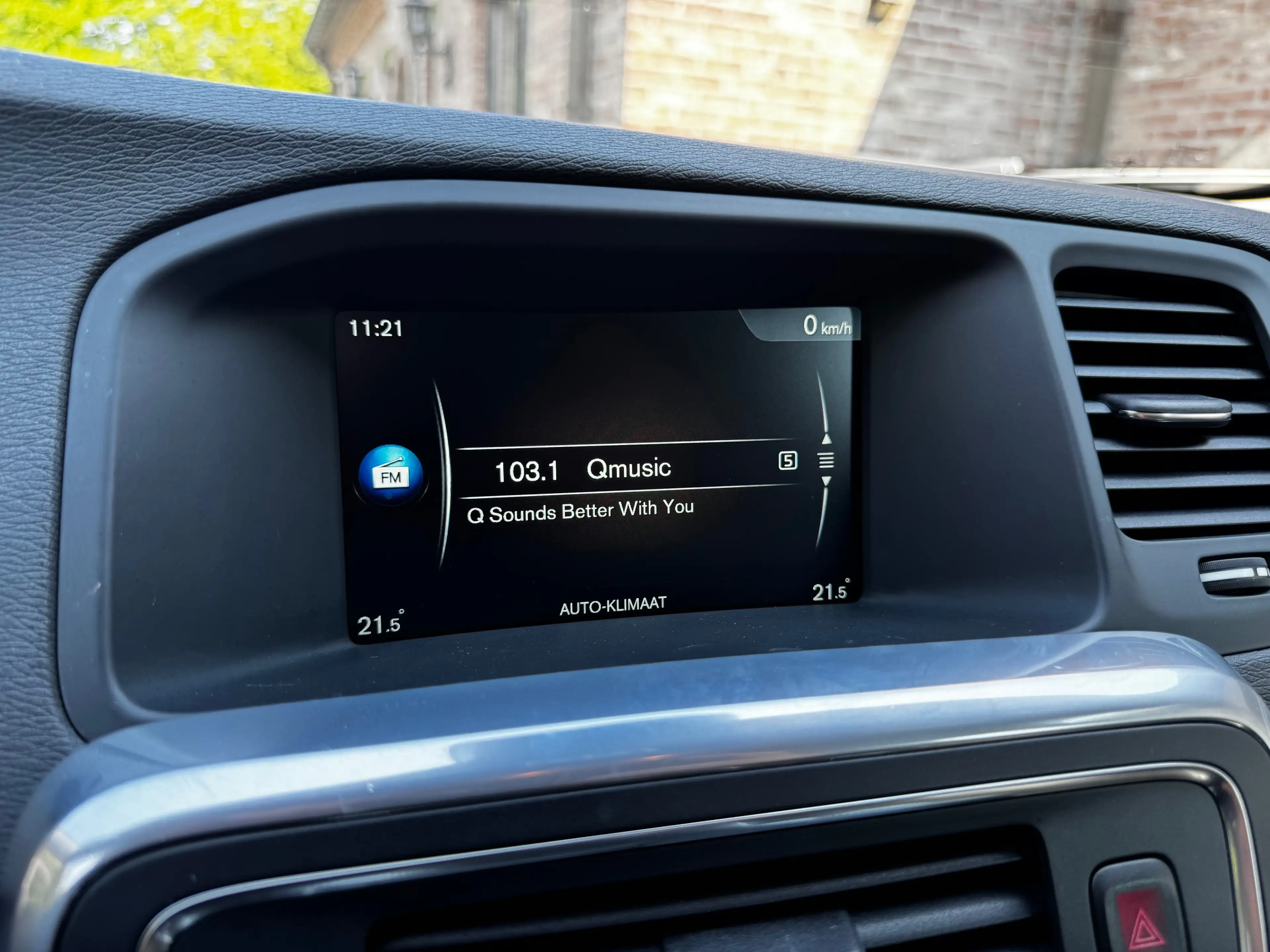 Volvo V60 Cross Country | LED | CRUISE CONTROL | DUAL AUTO A/C | LEDER | NAVI | PDC | — photo 11