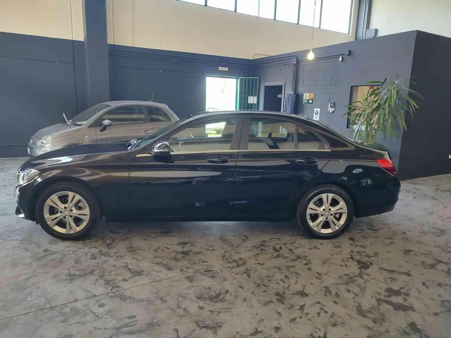Mercedes-Benz C 200 d Auto Premium Nero - 2
