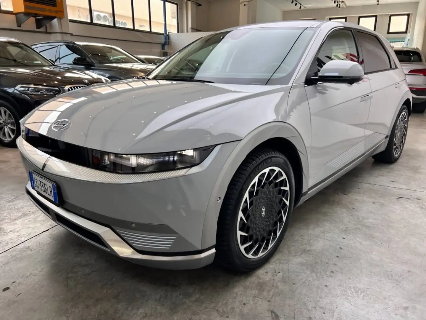 Hyundai IONIQ 5 5 72,6 kWh AWD Launch Edition Silver - 2