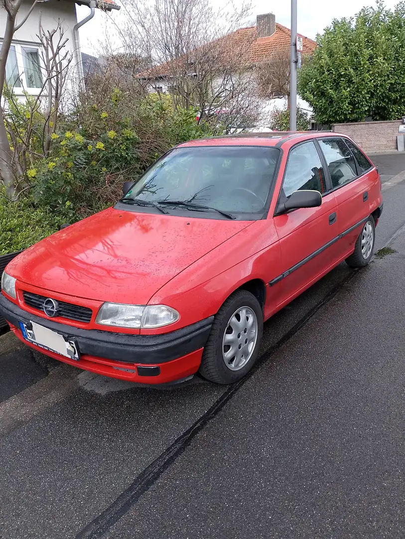 Opel Astra Rood - 2