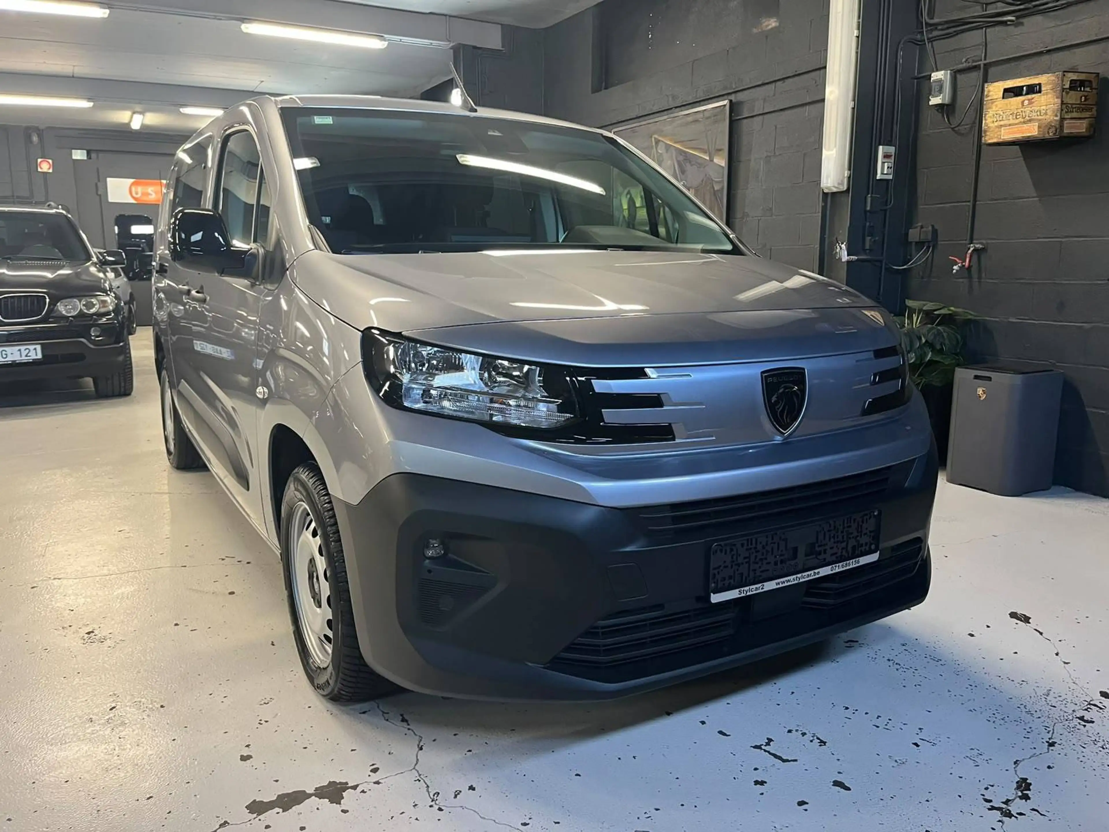 Peugeot Partner PEUGEOT PARTNER **5PL** DOUBLE CABINE** 12 MOIS DE GARANTIE