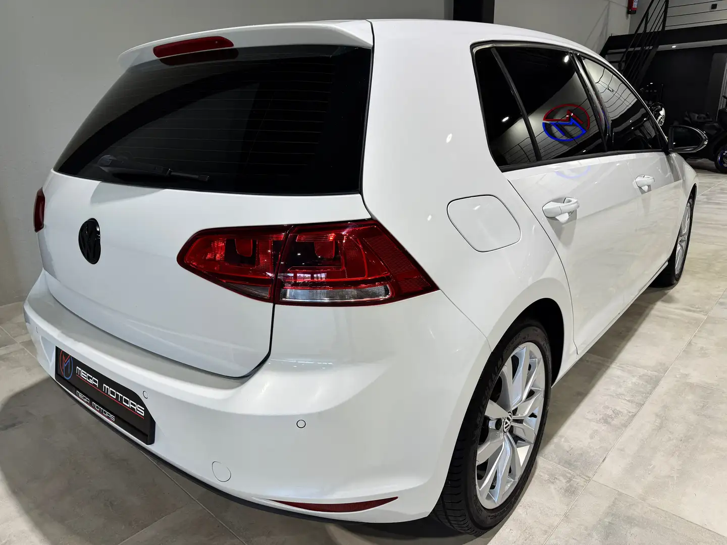 Volkswagen Golf 1.4 TSi 140CV HiGHLiNE Bi-XENONS LED CRUiSE ADAPT+ Blanc - 2