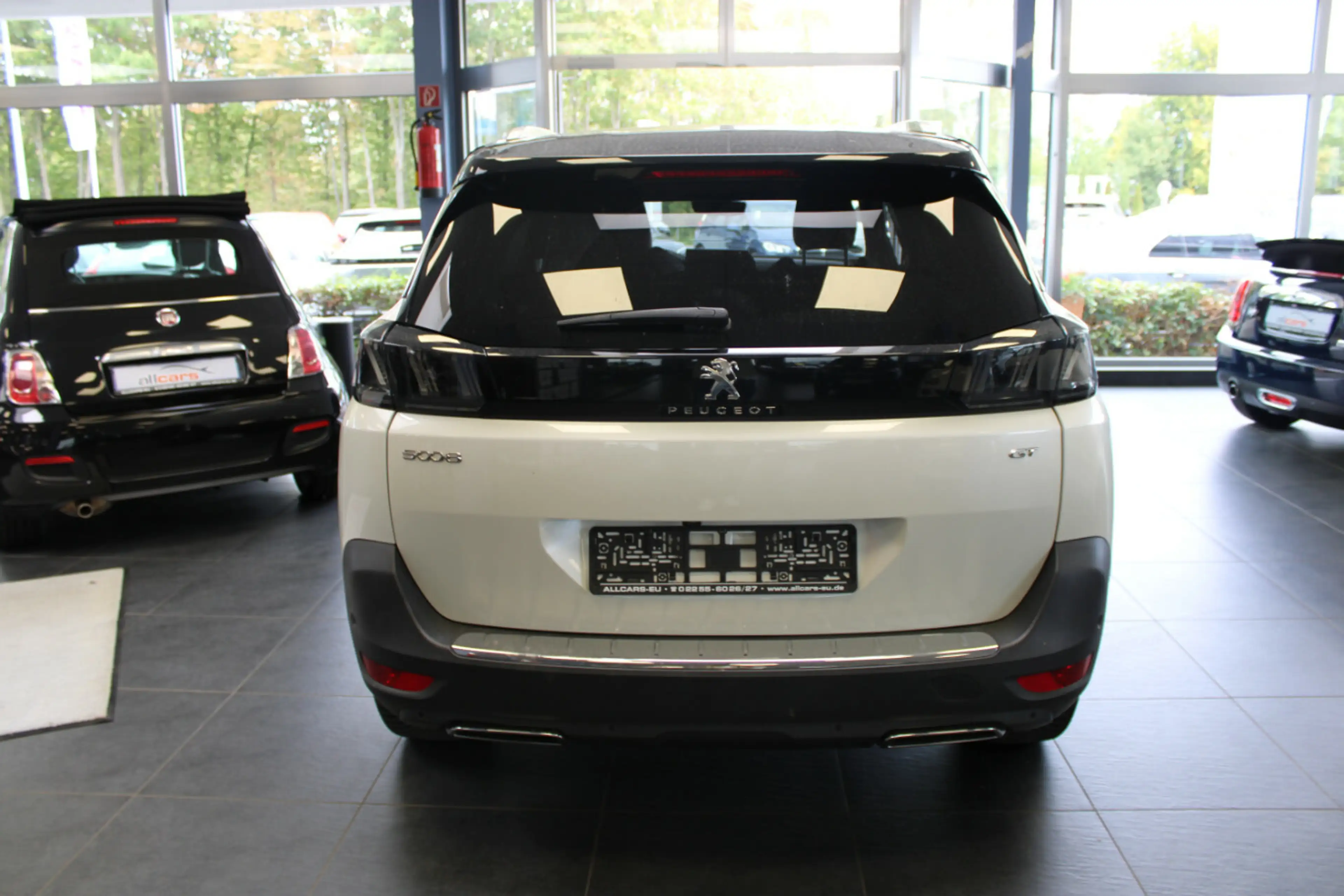 Peugeot 5008 PureTech 130 EAT8 GT - 7-Sitzer - — photo 5