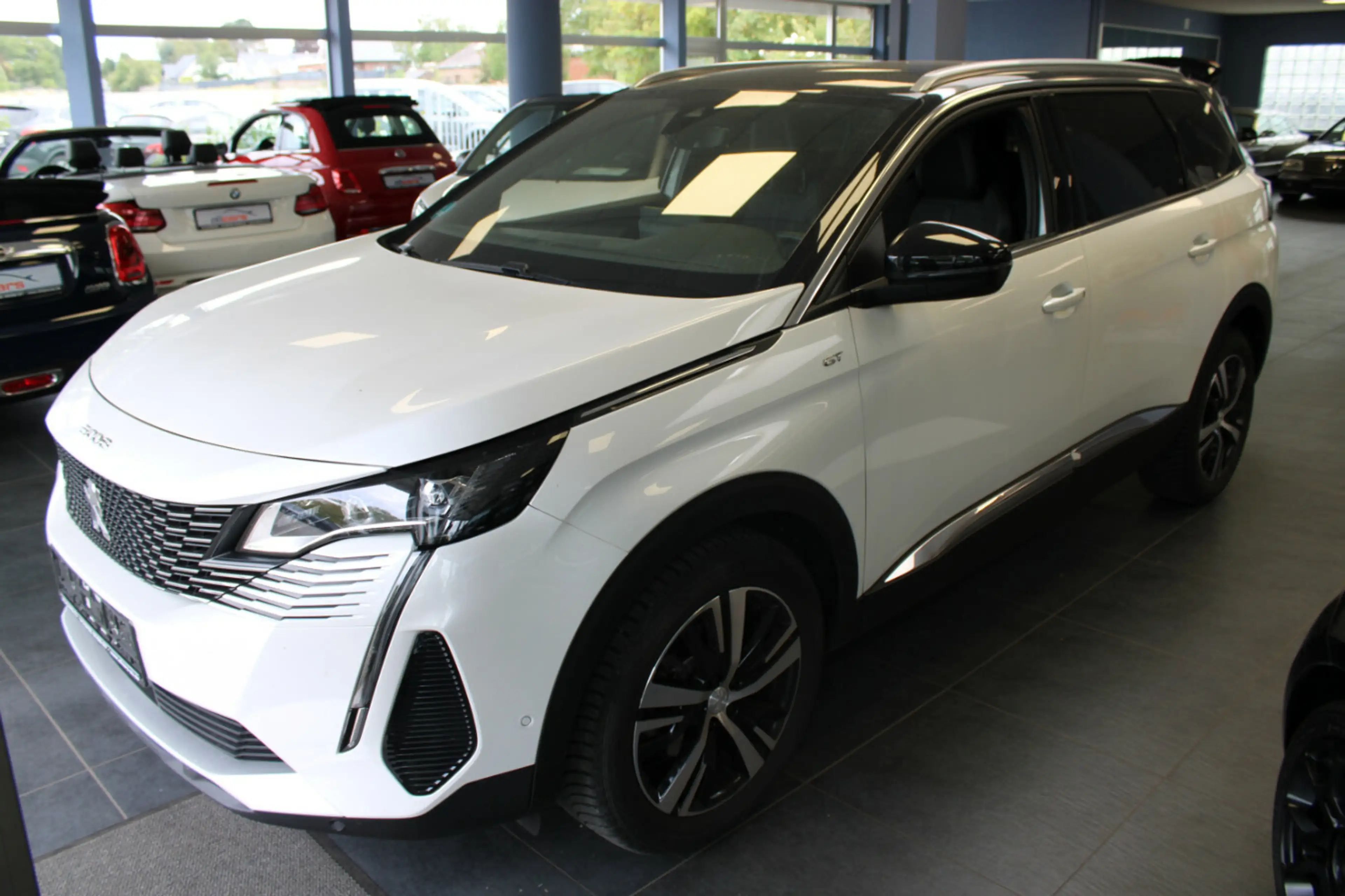 Peugeot 5008 PureTech 130 EAT8 GT - 7-Sitzer - — photo 3